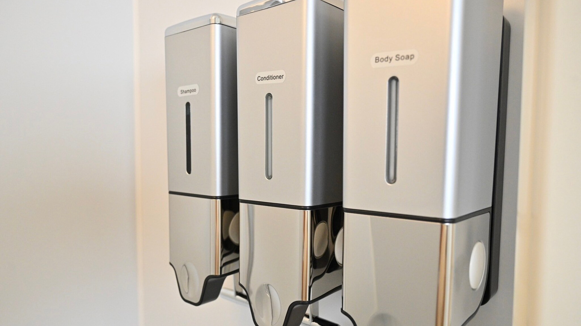 ・【シャワールーム】シャンプーやボディソープなどをご用意　お荷物は少なくお越しいただけます