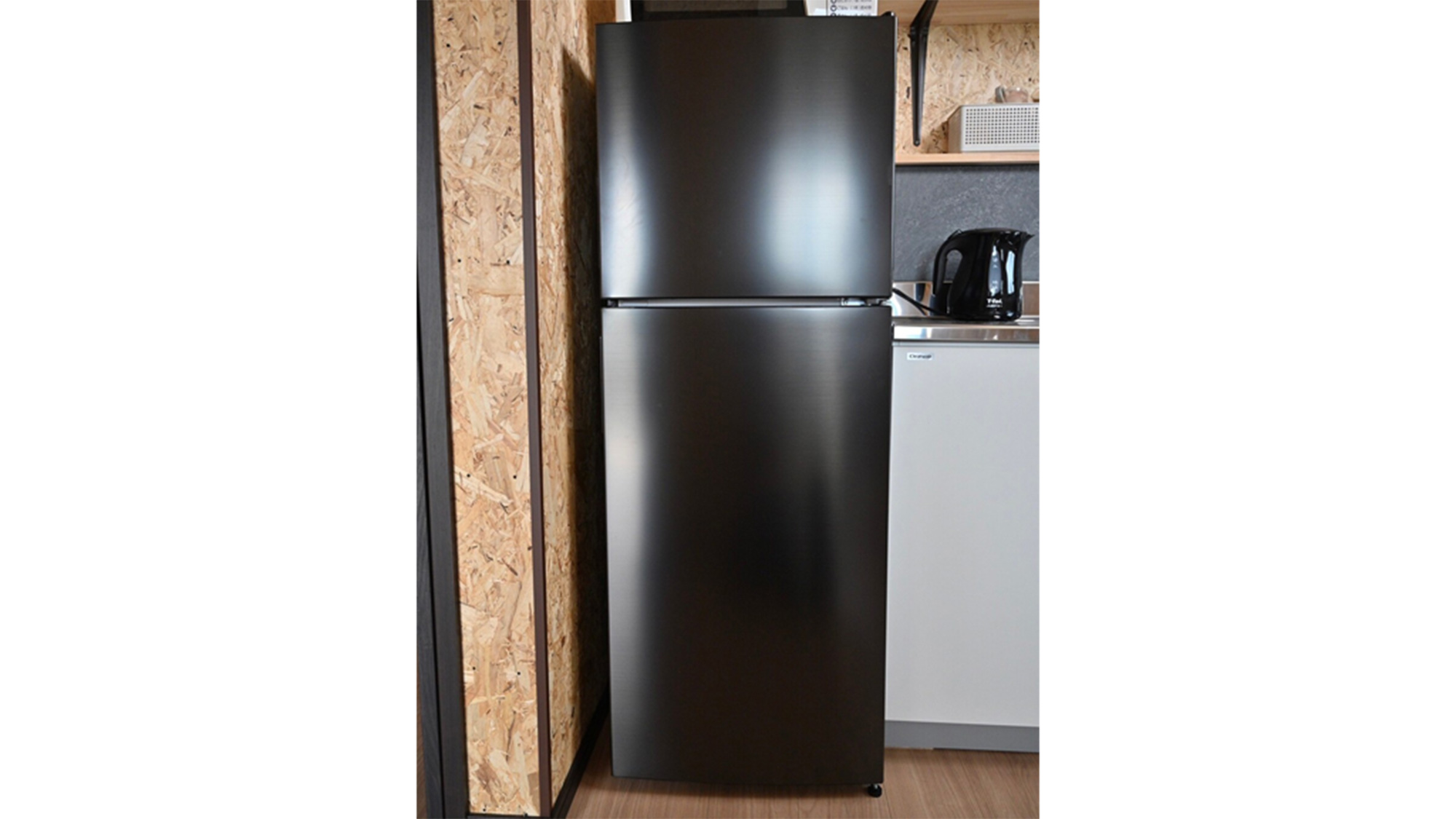 ・【共有キッチン】冷蔵庫完備で、食材の保管や冷えたドリンクをいつでもお飲みいただくことができます