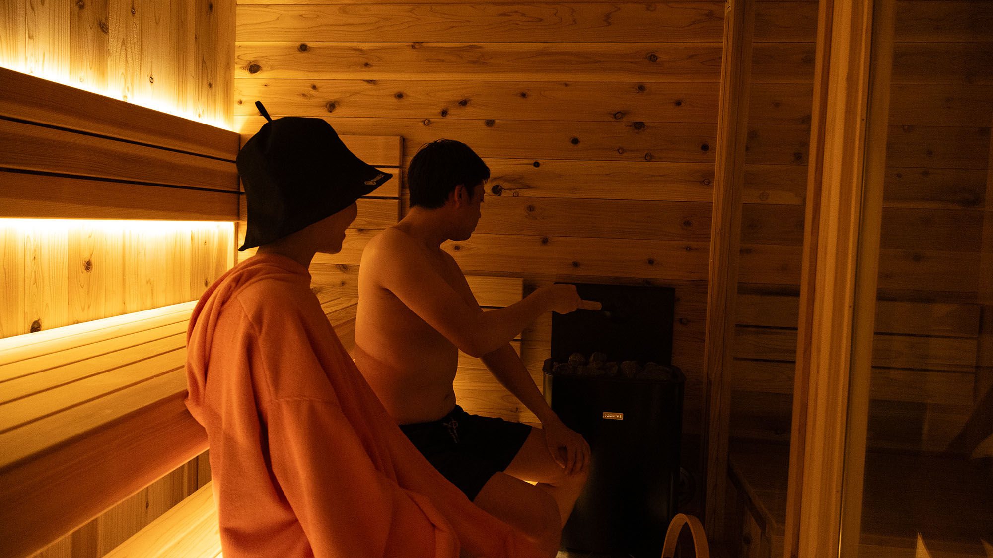 ・【サウナ】貸切だからこそ、もちろんロウリュし放題。ぜひ自分好みのサウナ環境を探求してみてください