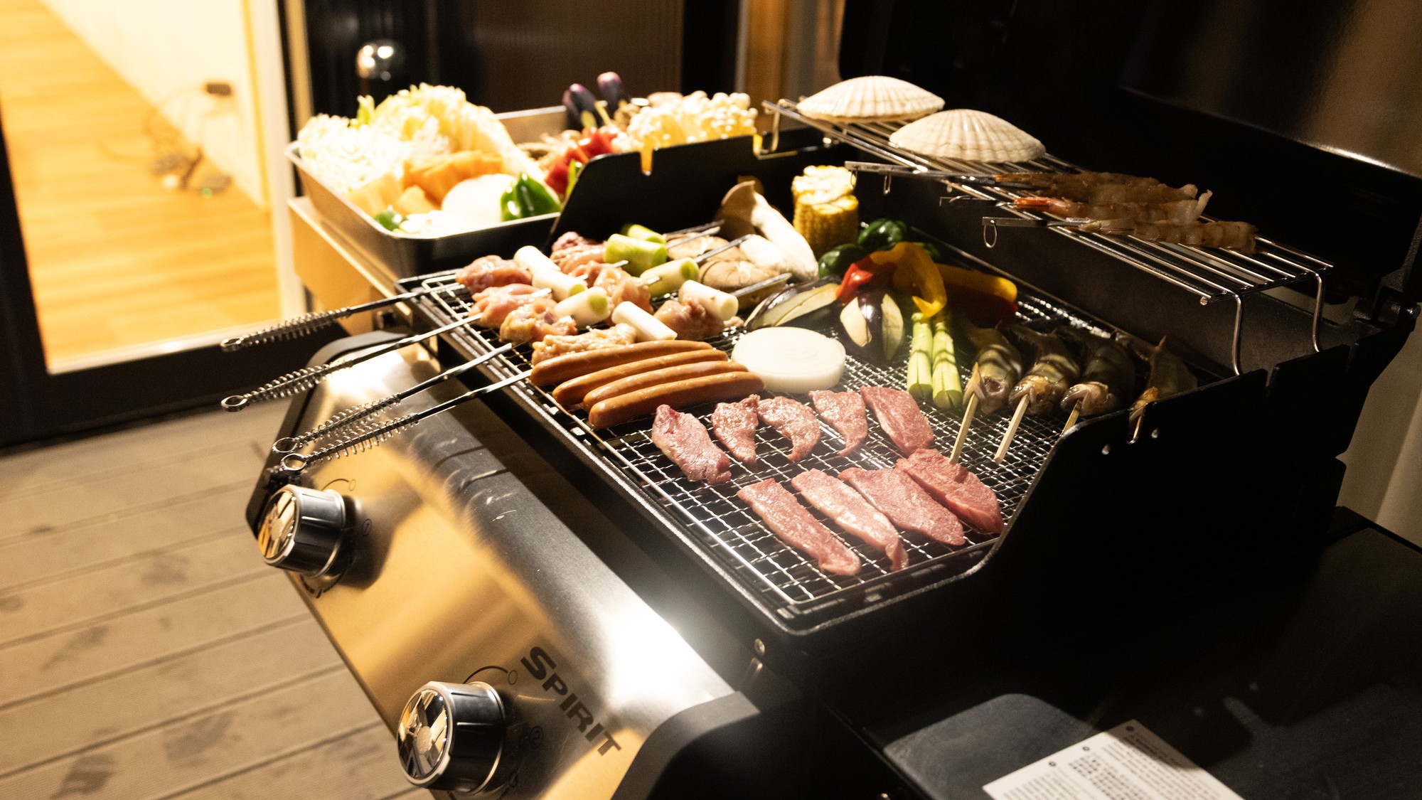 ・【BBQイメージ】車で約10分の距離にスーパーがございます。お好きな食材でお楽しみください