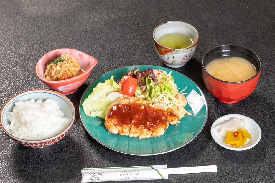 【連泊超エコプラン】★ 選べる ２食付き ★　清掃＆アメニティなしで超お得！（２泊〜）