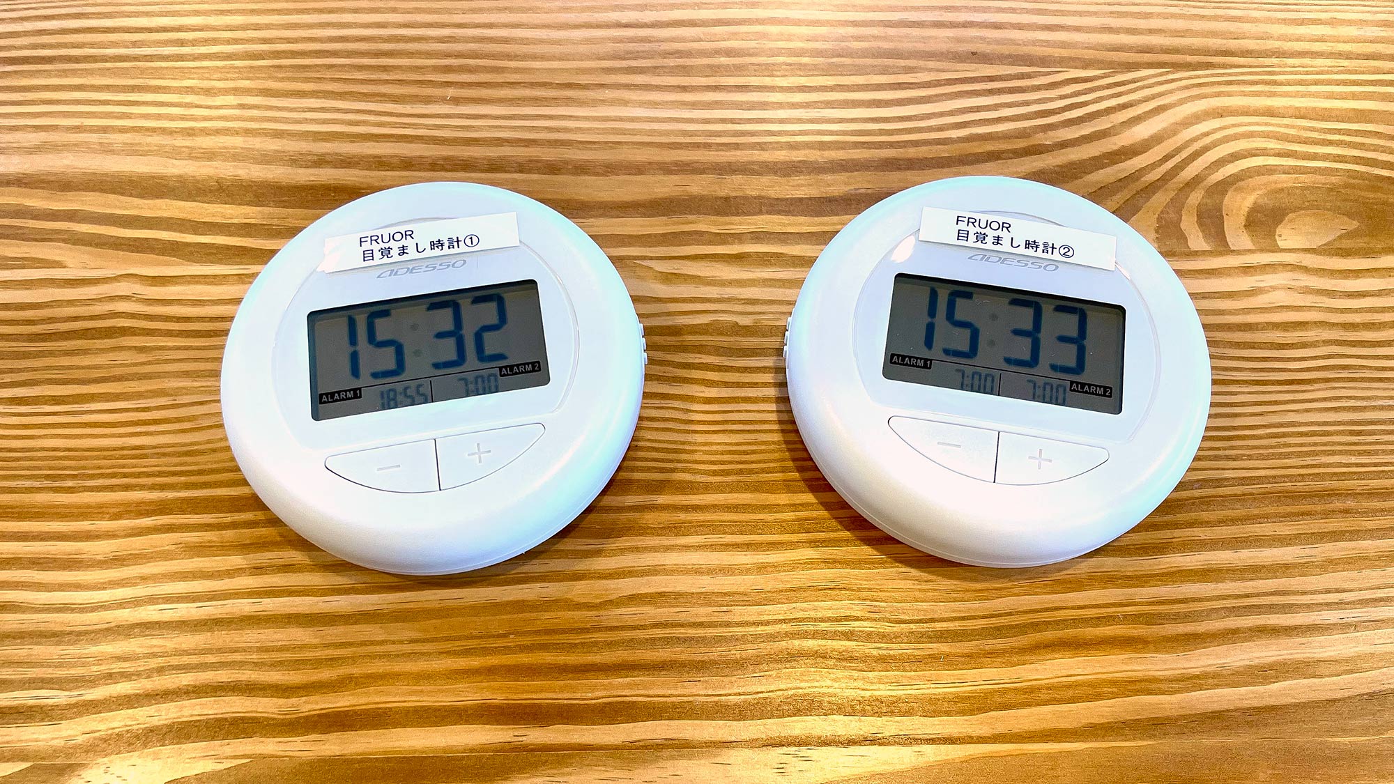 ・【アメニティ】スマホアラームではなく目覚まし時計を使用するとブルーライトを避けられ睡眠の質が向上！