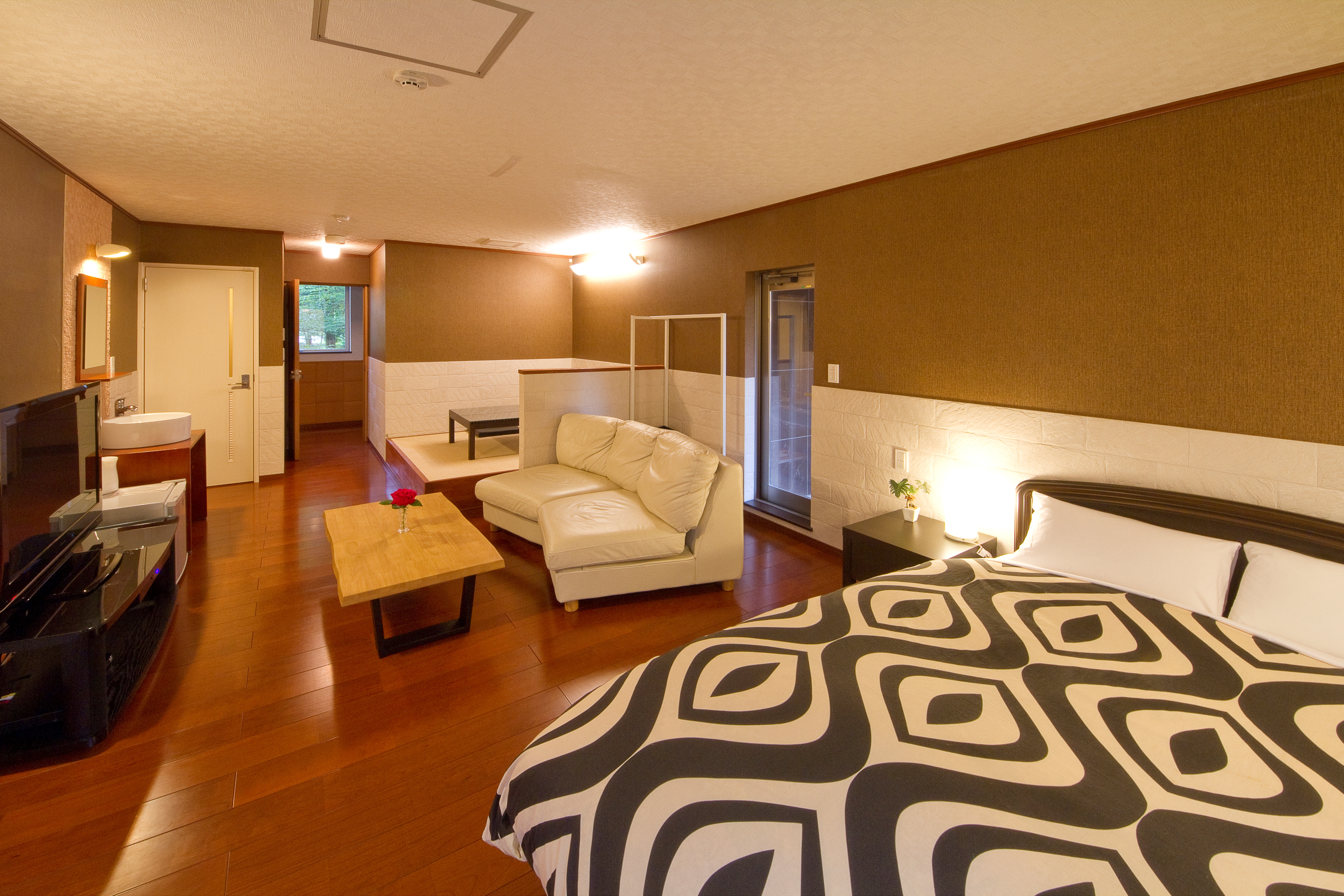 別館ジャグジー付客室　モダンタイプA　ダブルルーム