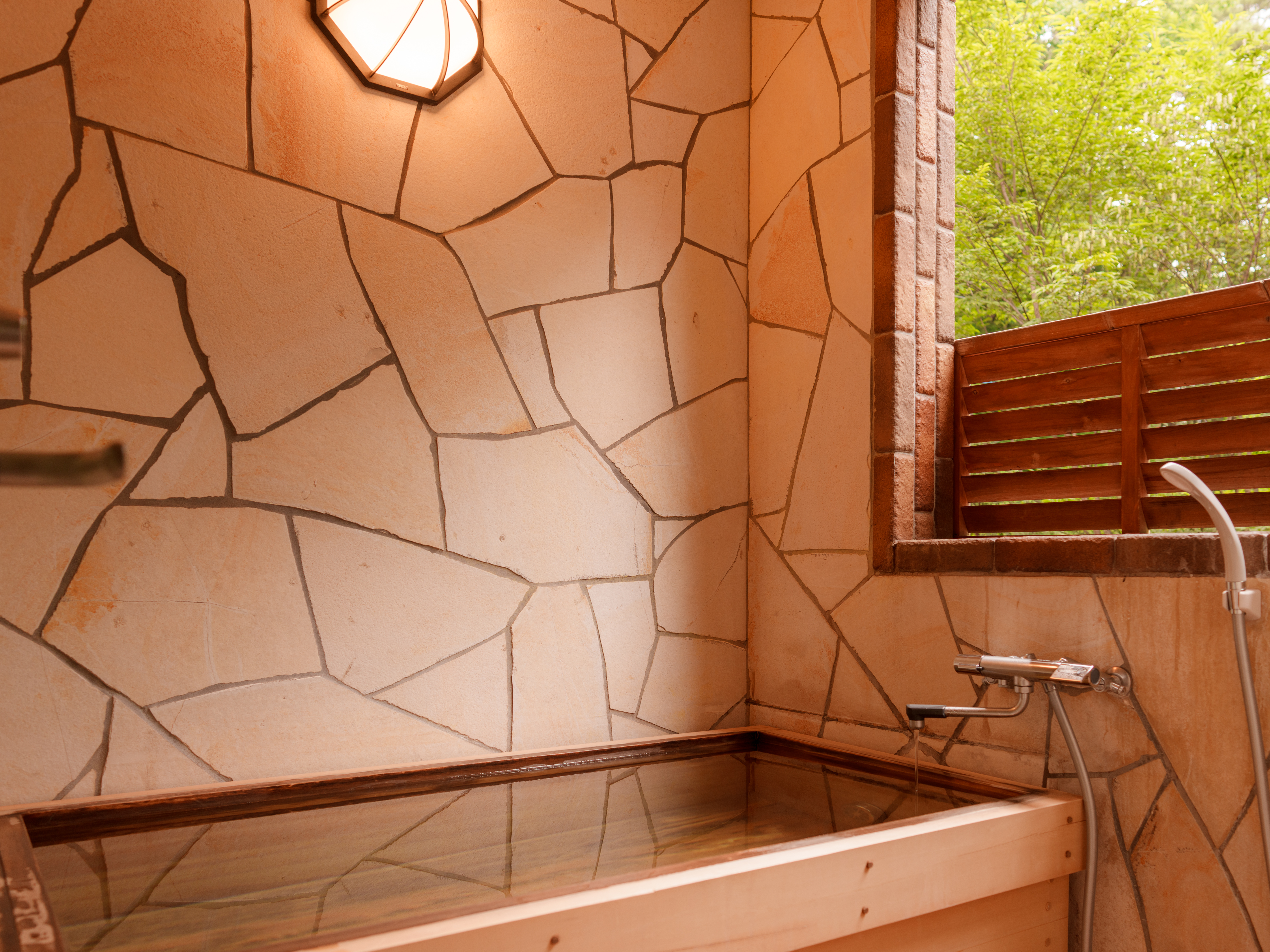 本館2階　客室露天風呂