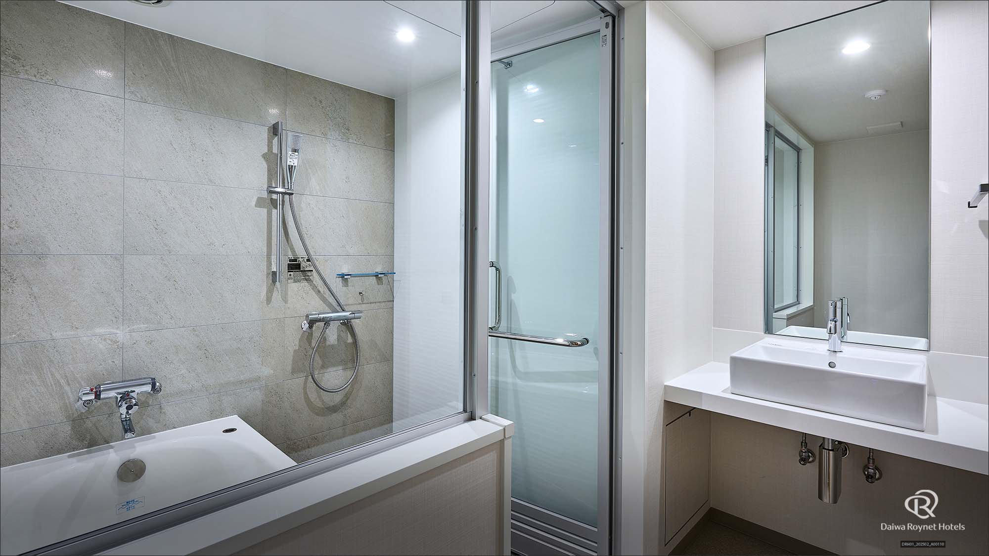 セミセパレート(バスルーム)