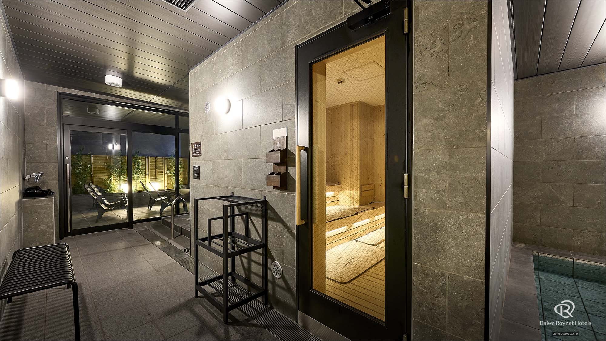 サウナ・外気浴