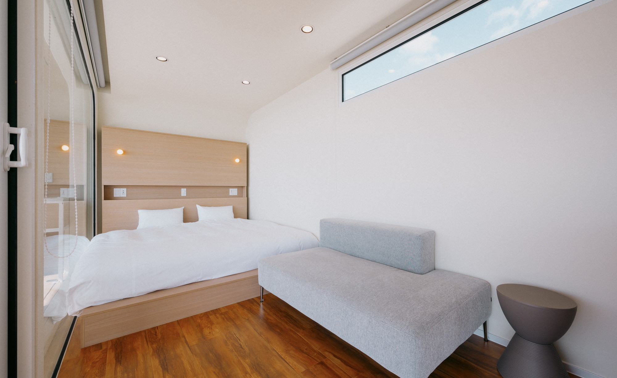 海眺望｜露天ジャグジー付トレーラーN01／シモンズキング&times;2