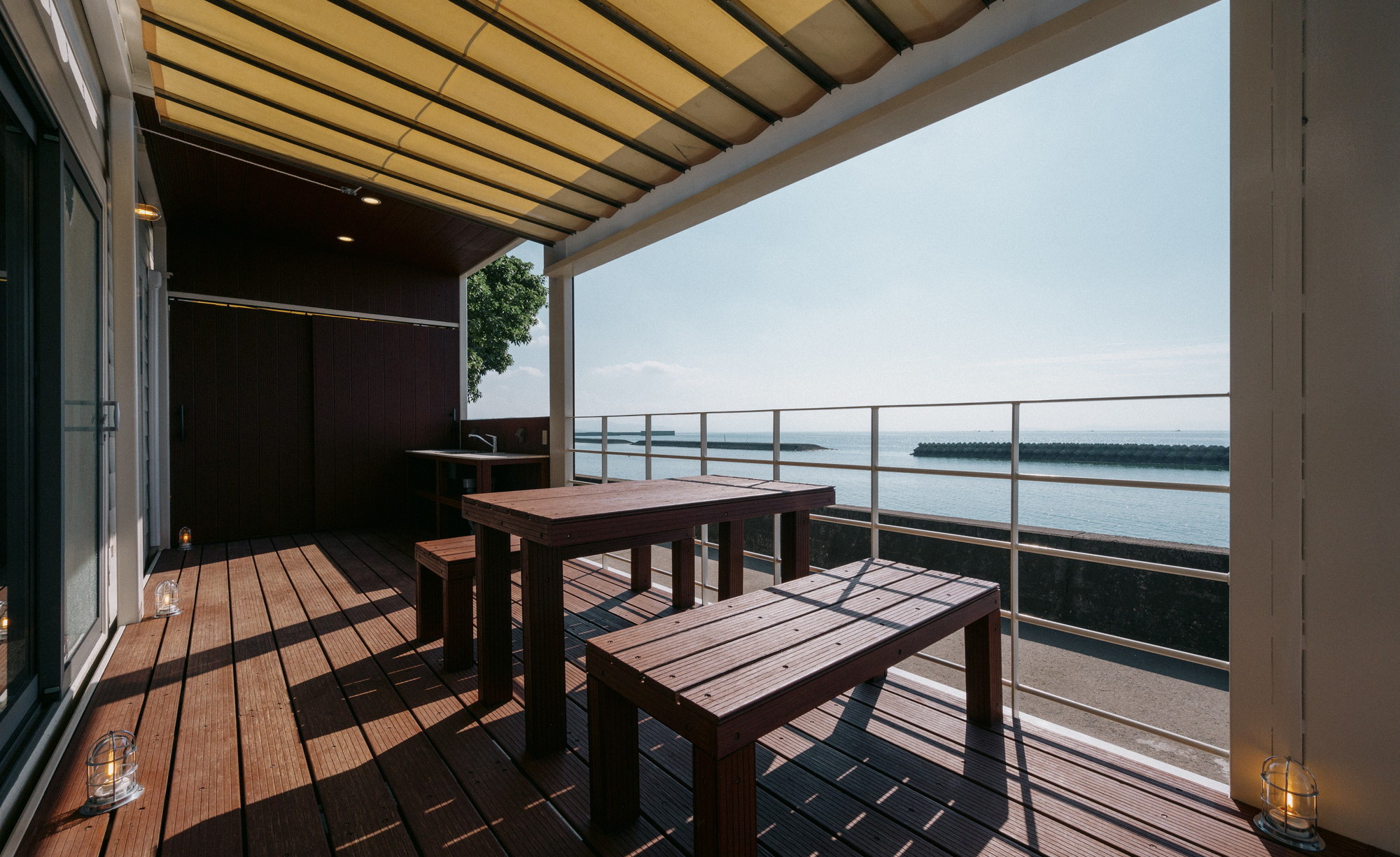 海眺望｜露天風呂付トレーラーS01／シモンズシングル&times;4