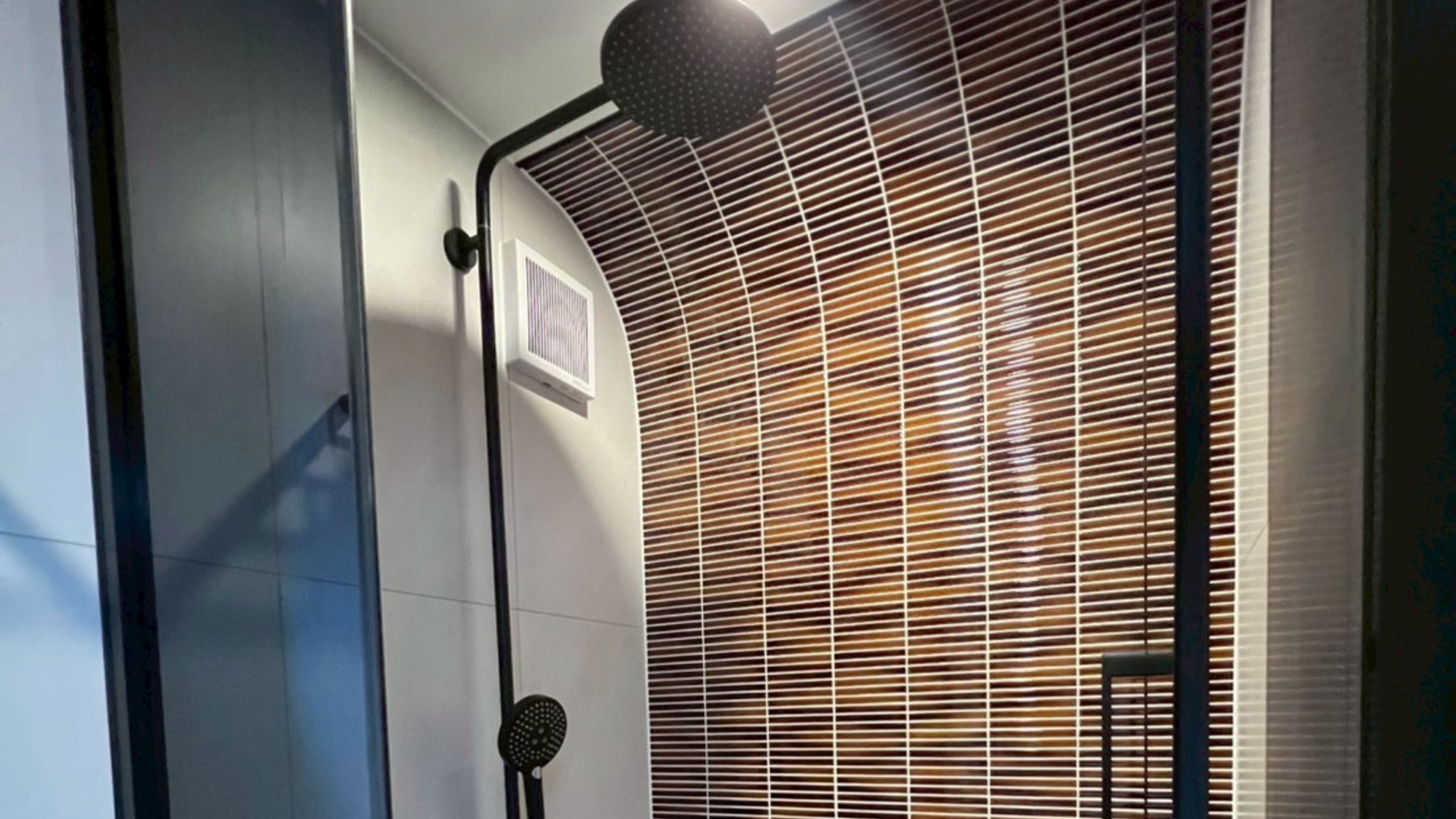 海眺望｜トレーラーN03／シモンズシングル&times;2