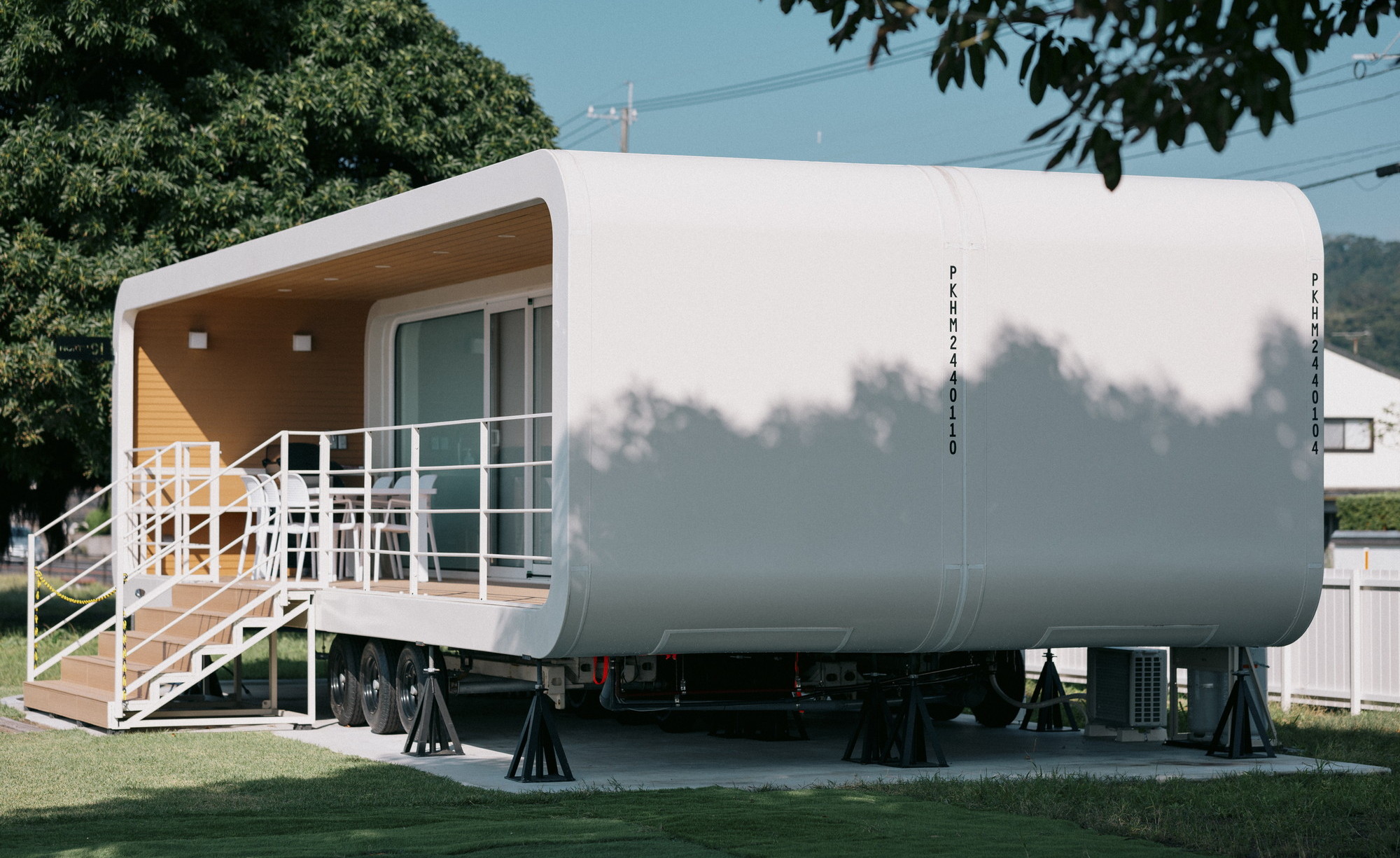 海眺望｜露天ジャグジー付トレーラーN01／シモンズキング&times;2