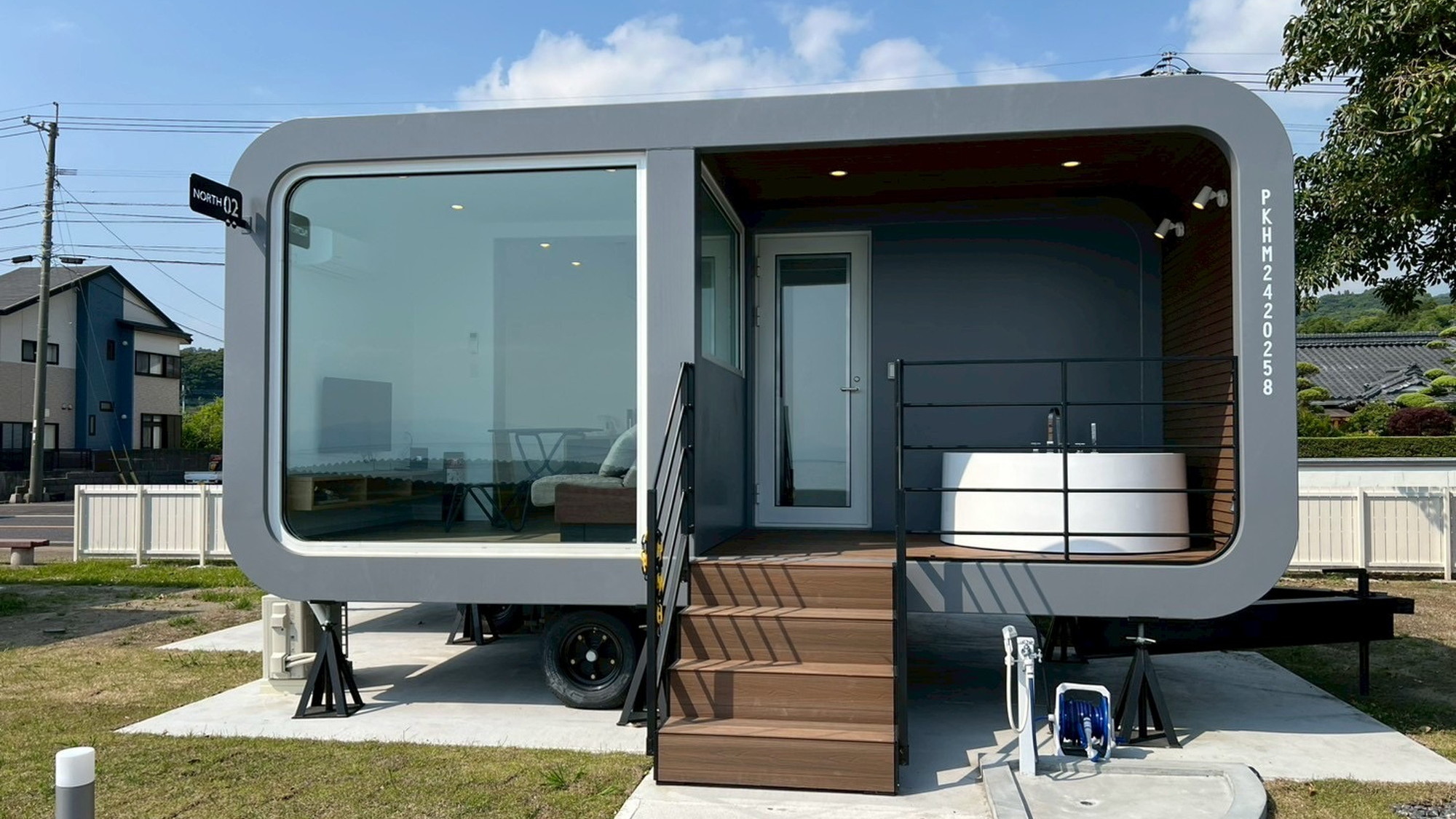 海眺望｜露天ジャグジー付トレーラーN02／シモンズシングル&times;2