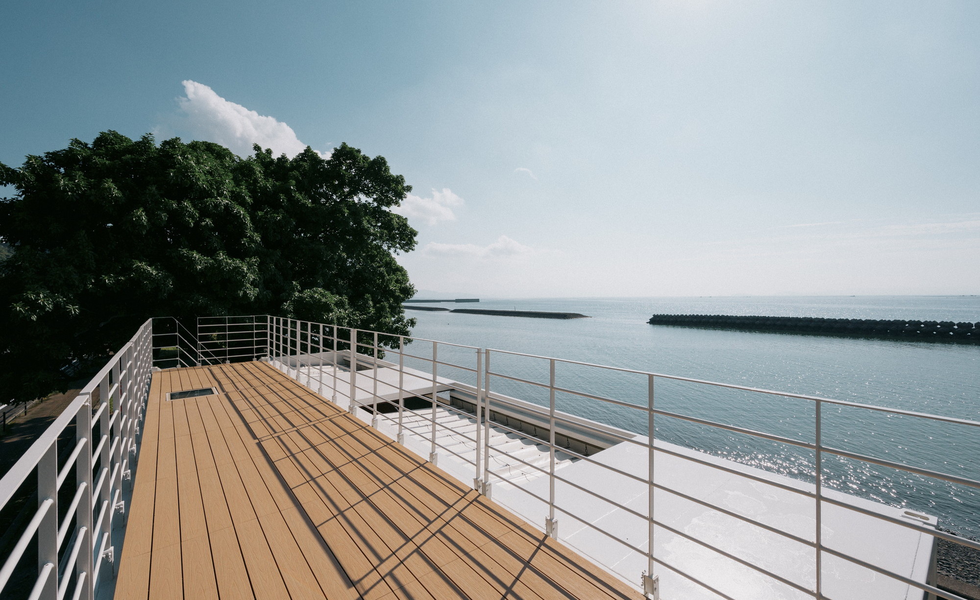 海眺望｜露天風呂付トレーラーS01／シモンズシングル&times;4