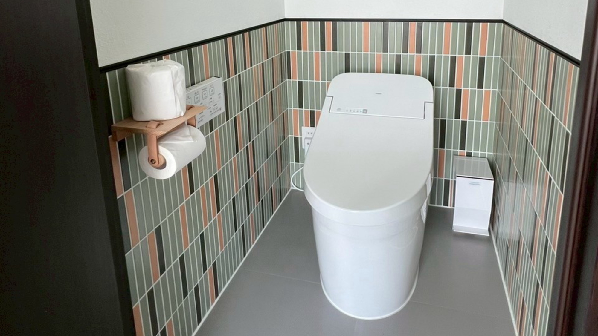 海眺望｜半露天風呂付トレーラーN05／シモンズシングル&times;4