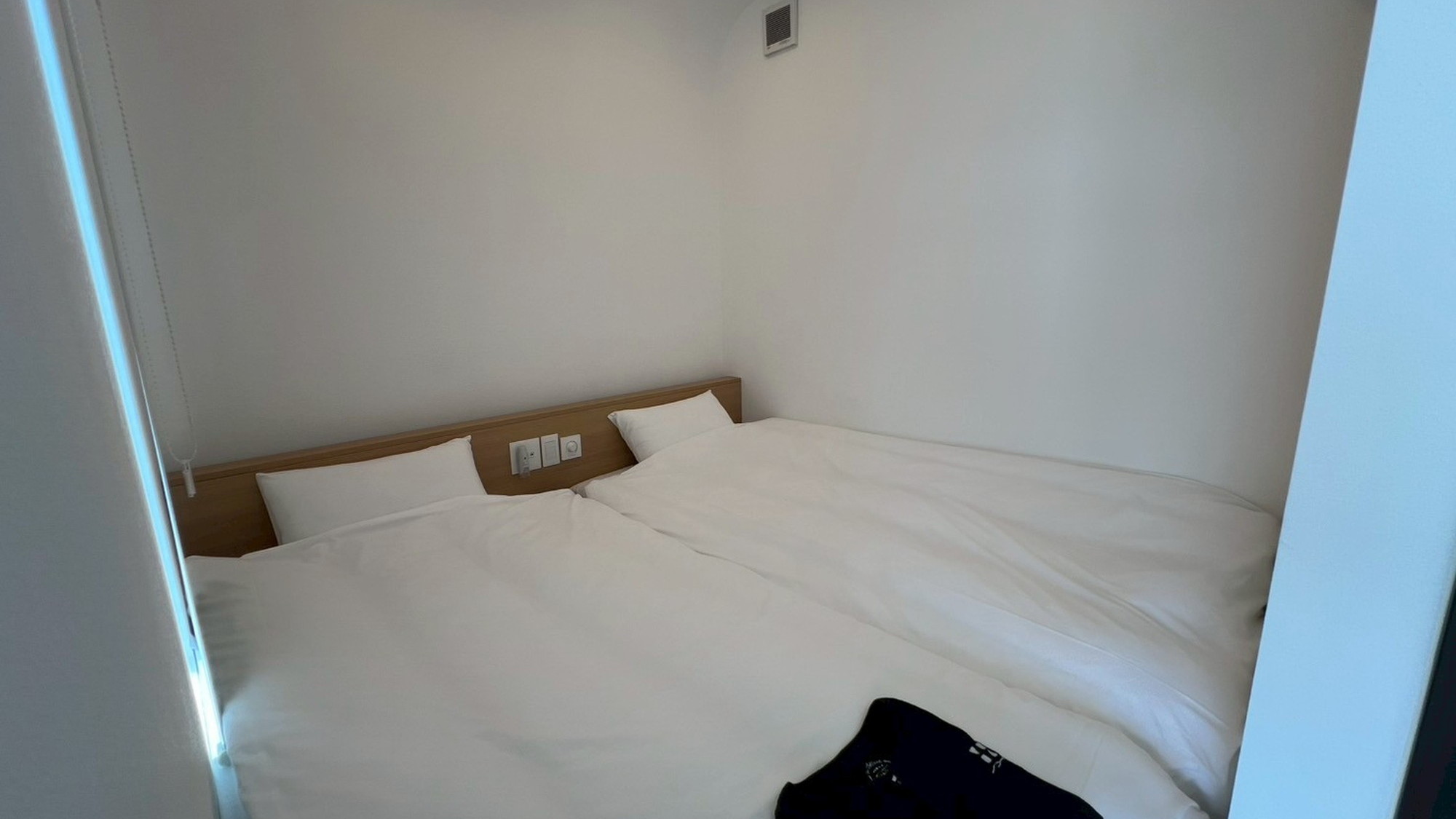 海眺望｜トレーラーN03／シモンズシングル&times;2