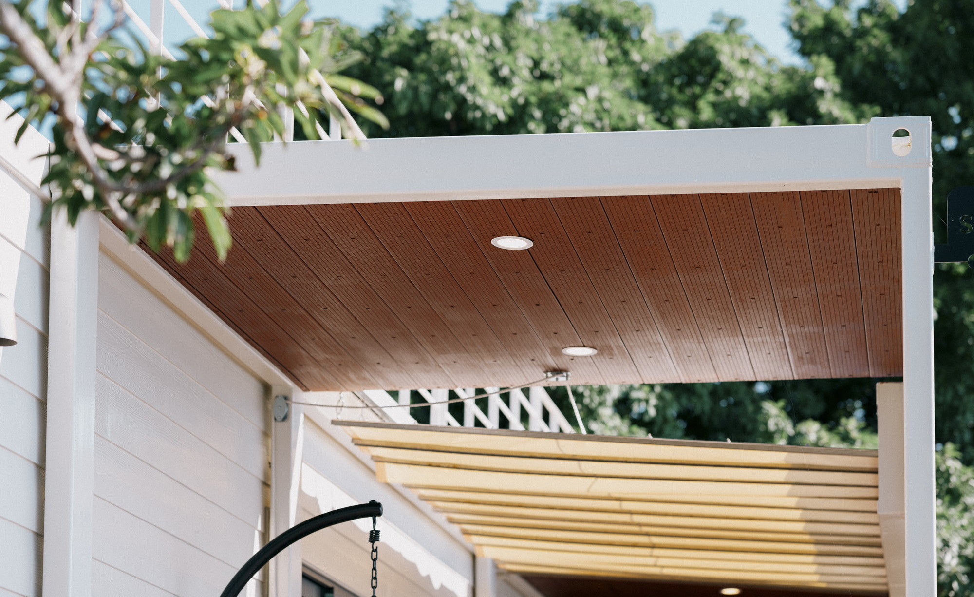 海眺望｜露天風呂付トレーラーS01／シモンズシングル&times;4