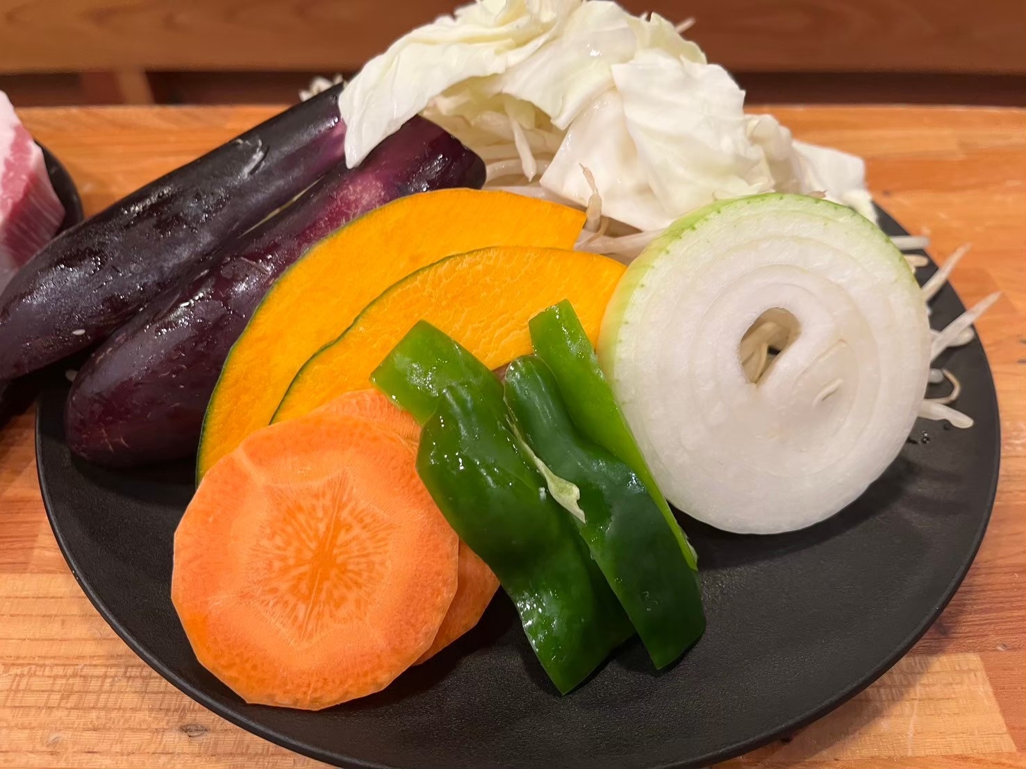 【部屋食】朝軽食・夕食付きプラン 　5名様まで同一料金　最大20名様