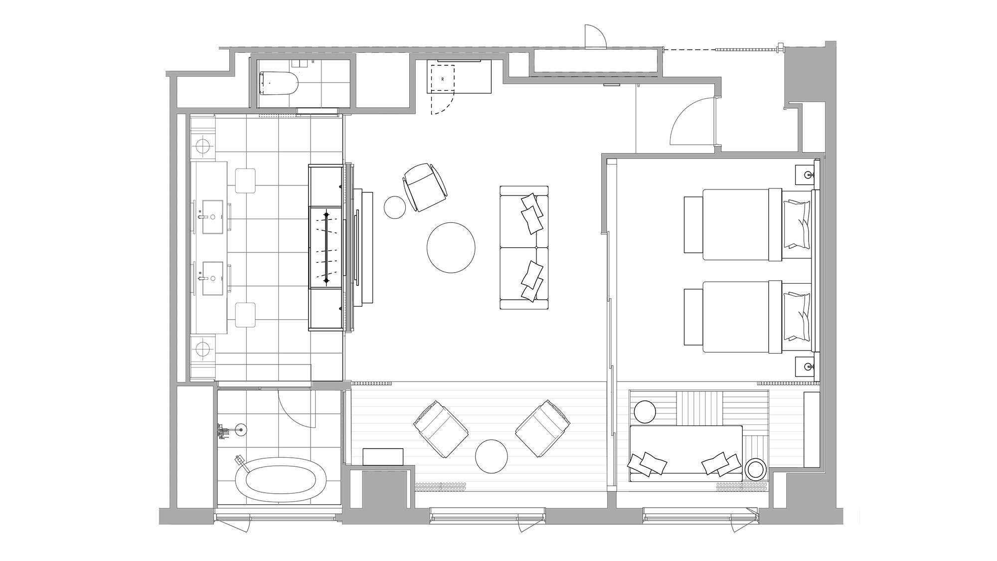 【ビューバス】ロイヤルスイート（100平米）当館で最も広い、贅を尽くしたしつらえ。