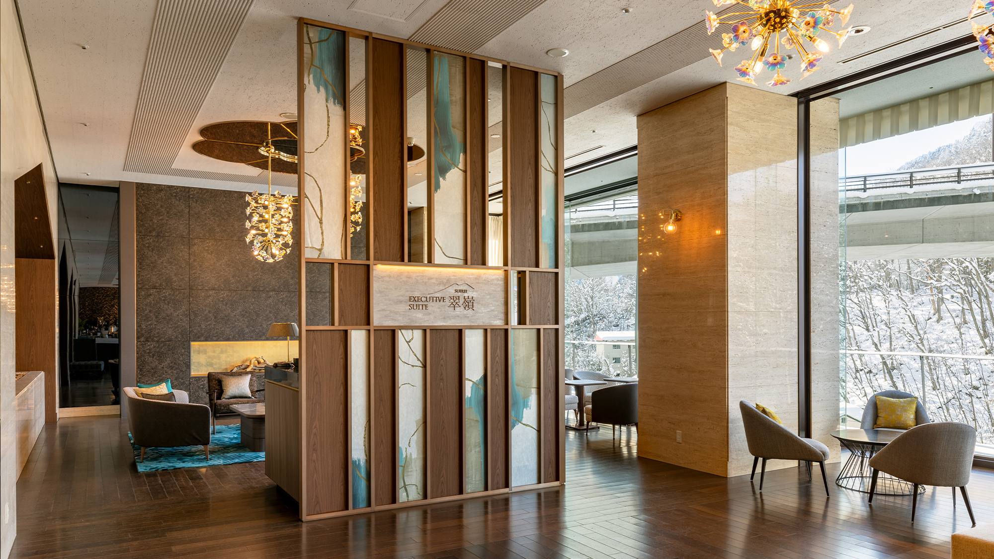 【専用レセプションデスク】＜ロビー階＞エグゼクティブスイート翠嶺のご宿泊者様専用のレセプションデスク