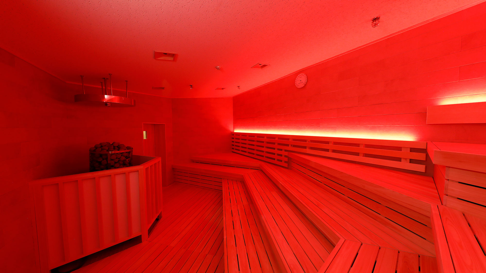 【NATURE COLOR SAUNA】定山渓エリア一熱いレッドホッドサウナで芯からリフレッシュ！