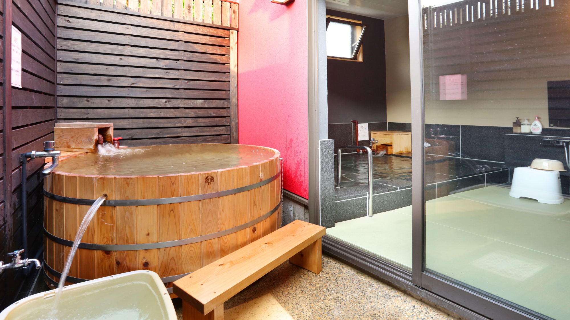 【鶴の菊】自然に囲まれた雪月花では星空を楽しみつつ、温泉をご堪能いただけます♪