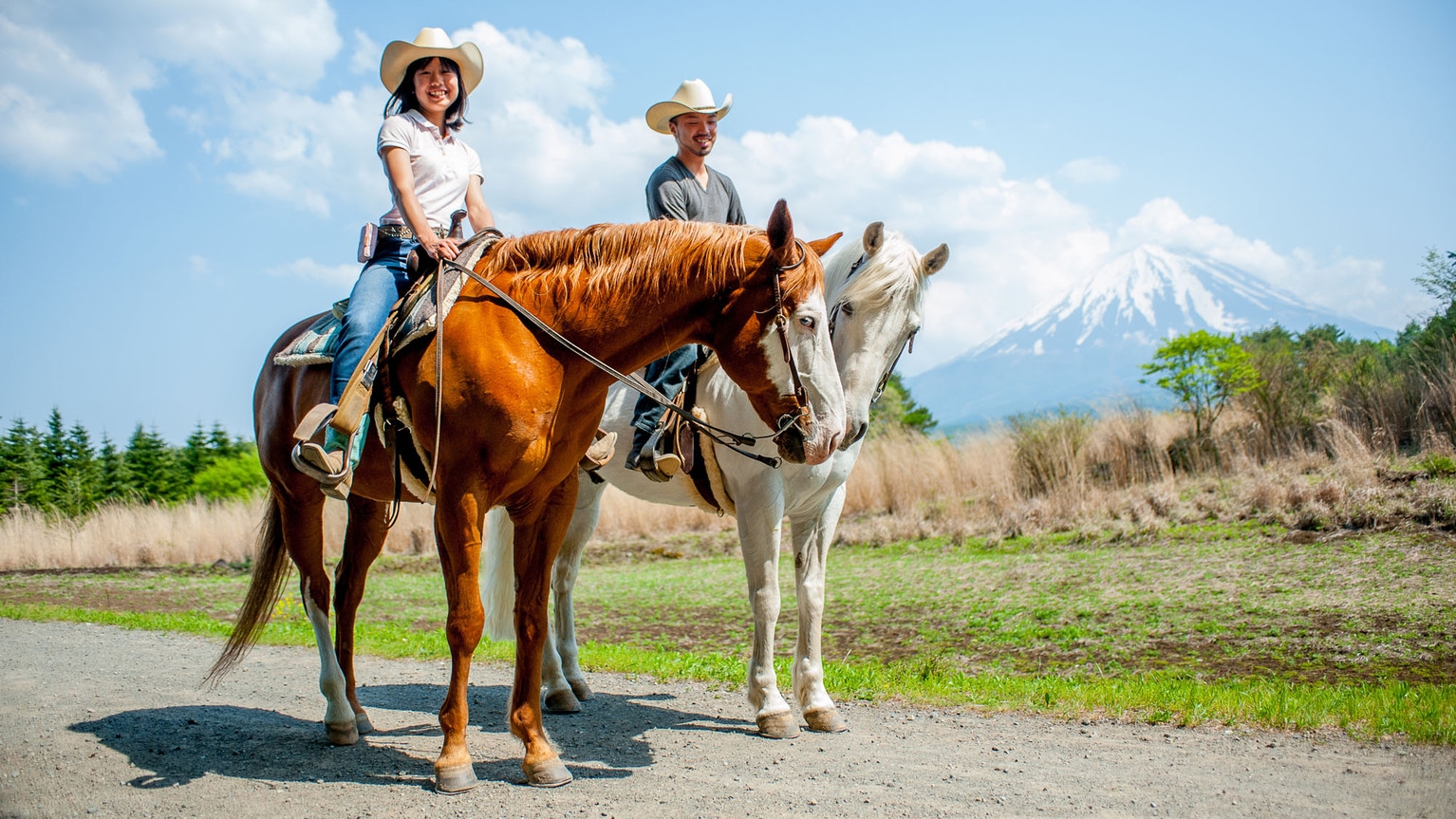乗馬で森林散歩★富士山を見ながら優雅な時間【15時-18時チェックイン】