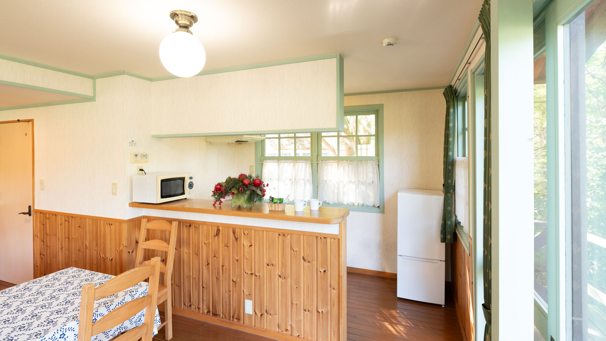 コテージ「リミテッド」