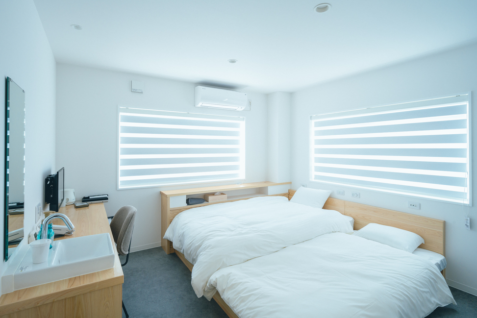 1F　トイレとシャワー室別々のお部屋B　(浴槽はございません)