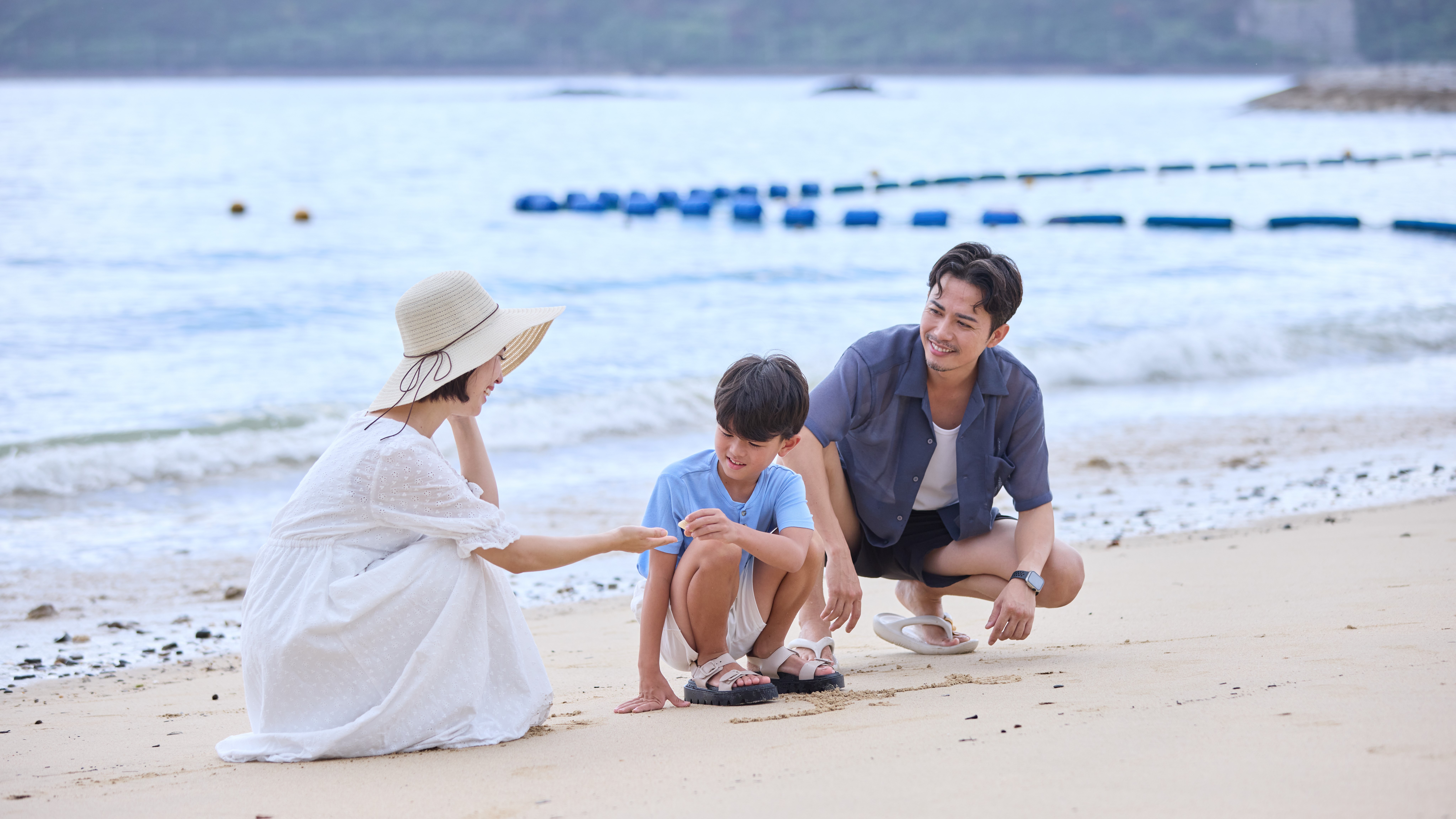 隣接する海浜公園（徒歩1分）のビーチ