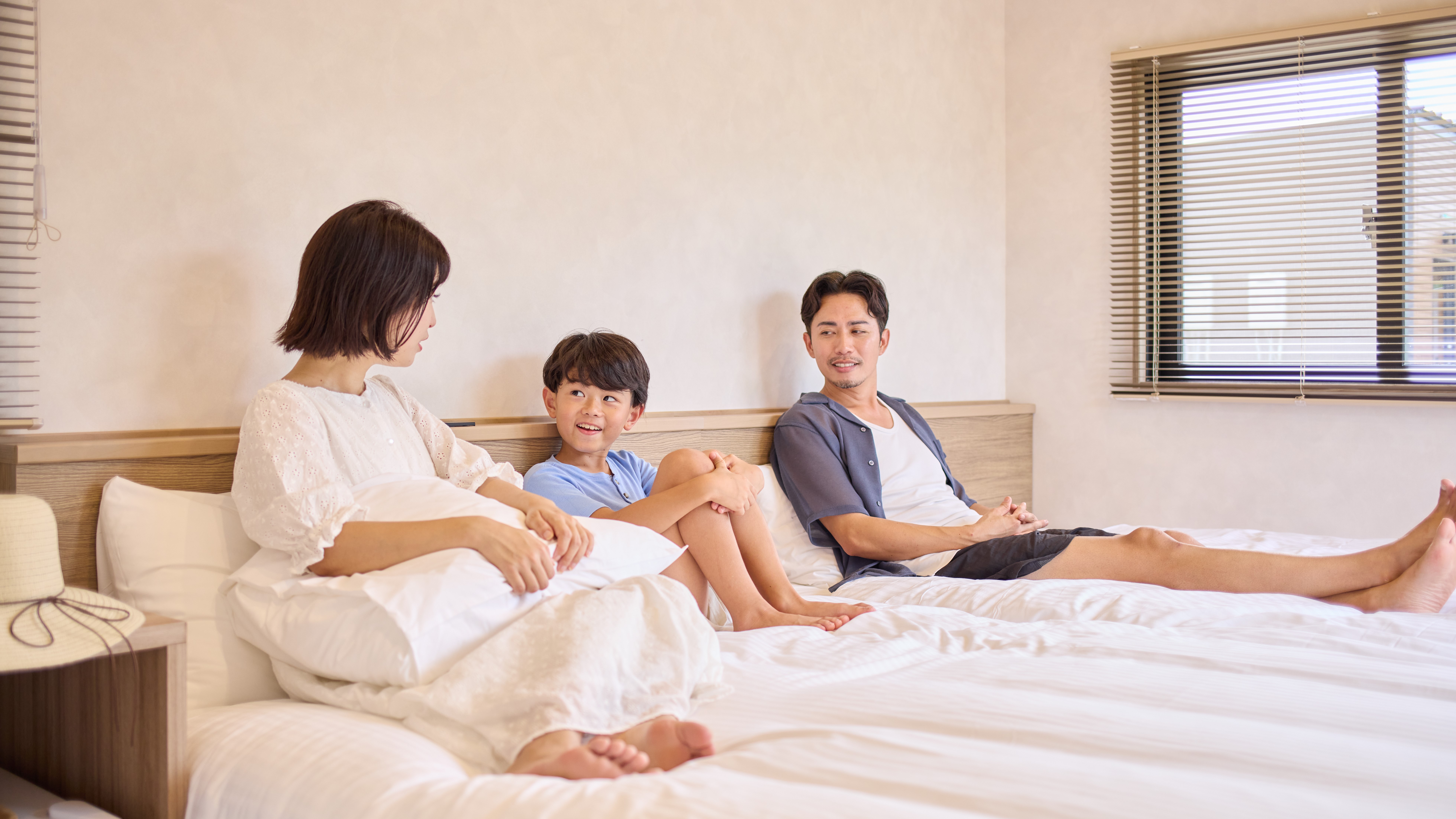 ツインルーム（ダブルベッド&times;2）17.03㎡＋アウトドアリビング付