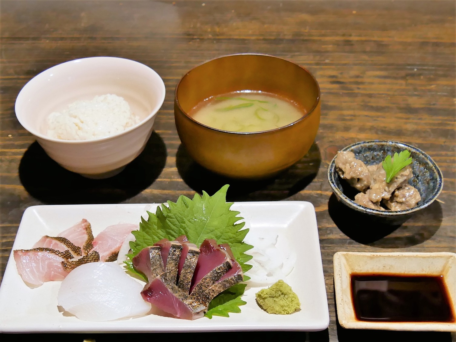 ◆お刺身定食◆「ゆのはまバル」で楽しむ料理♪（サービス朝食付き）