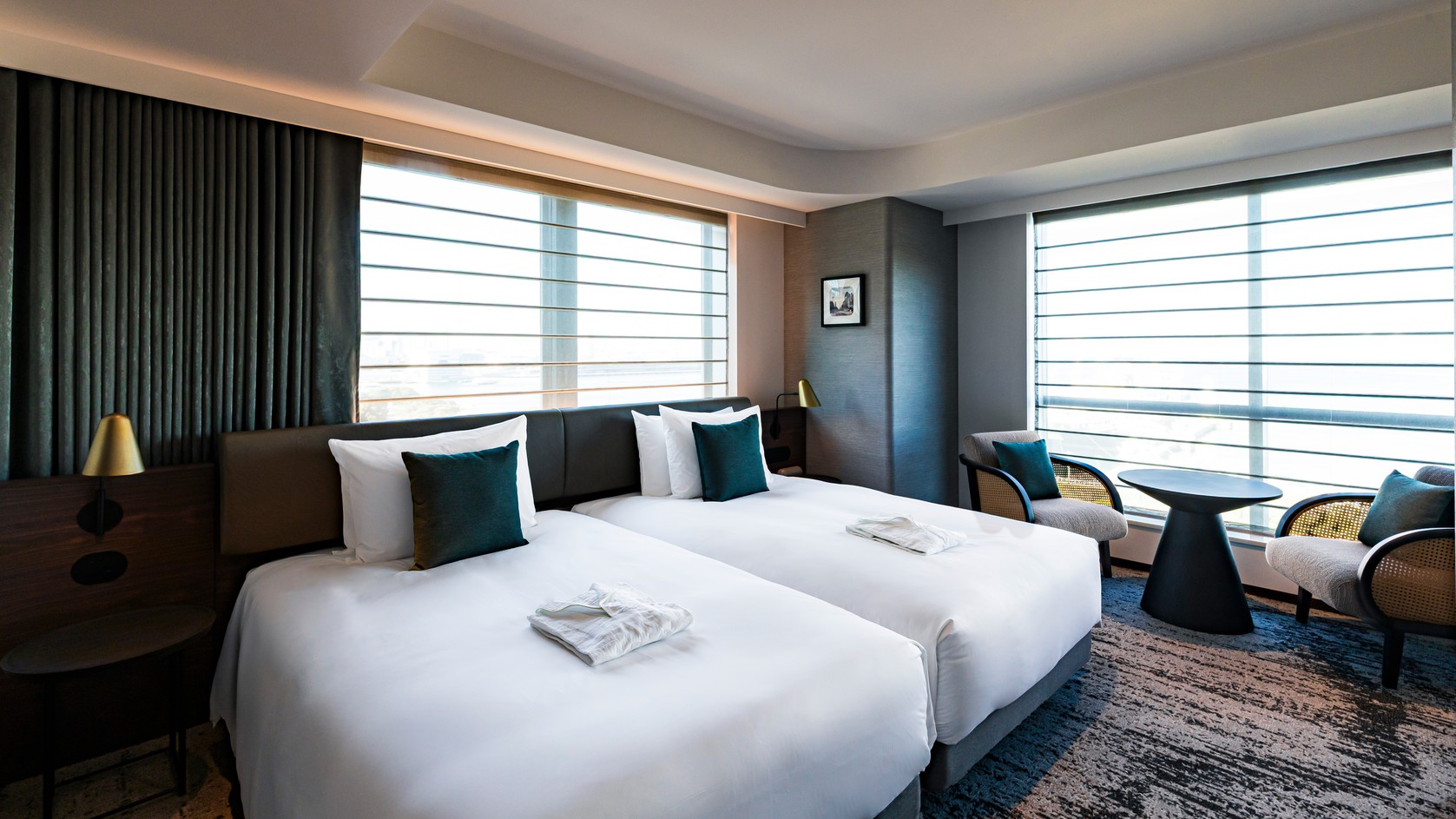 リュクスツイン禁煙　低層階