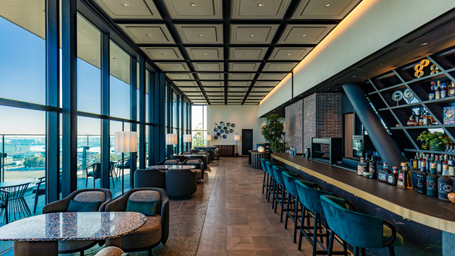 ロビーバー&テラス