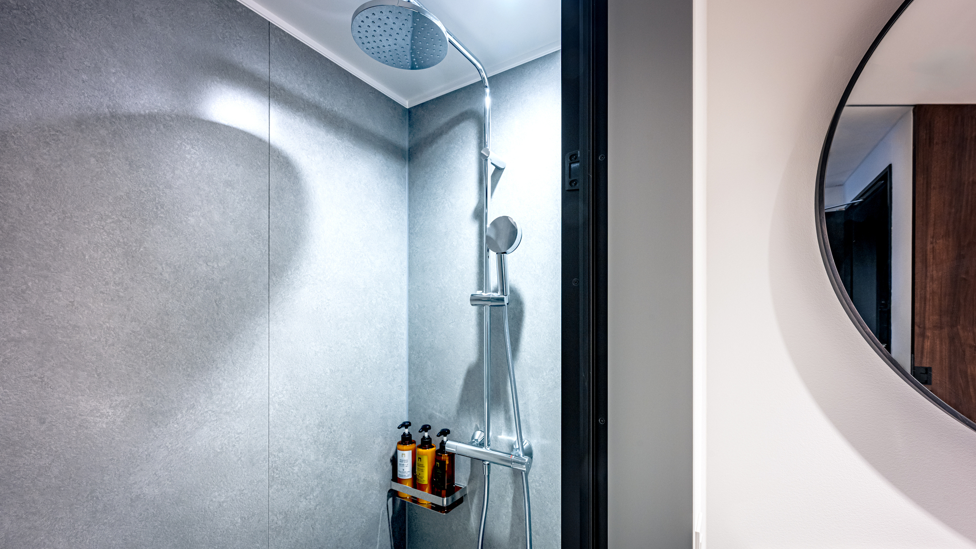 モデスト　セミダブル　浴室（一例）