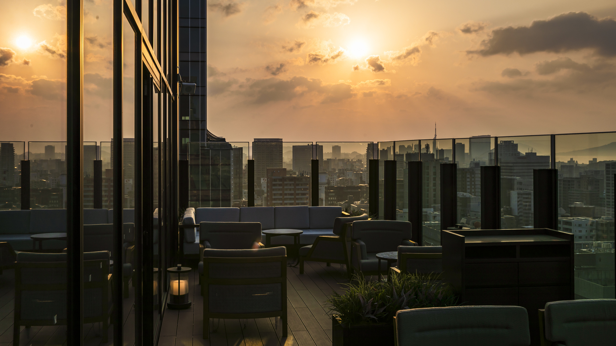 テラスラウンジ＆ロビー