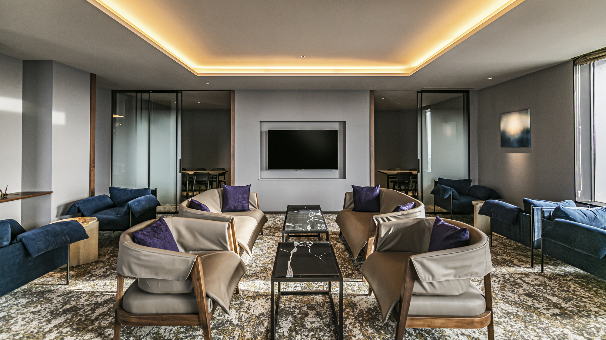 宿泊者ラウンジ（昼）