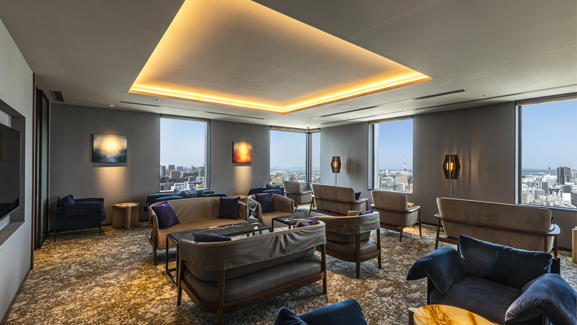 宿泊者ラウンジ（昼）