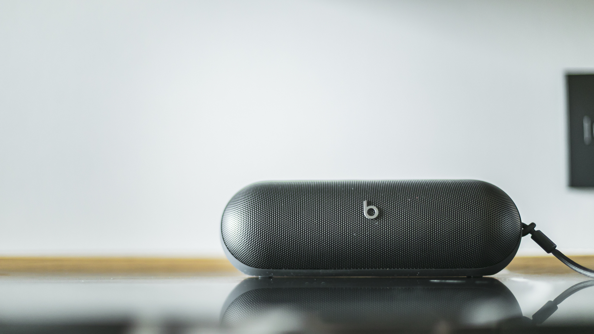 Bluetoothスピーカー(Beats Pill)