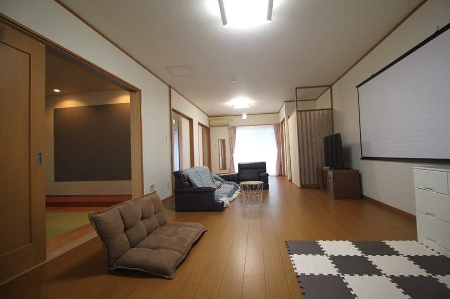 一棟貸し最大15名宿泊可能　25000円/4名様まで同一料金