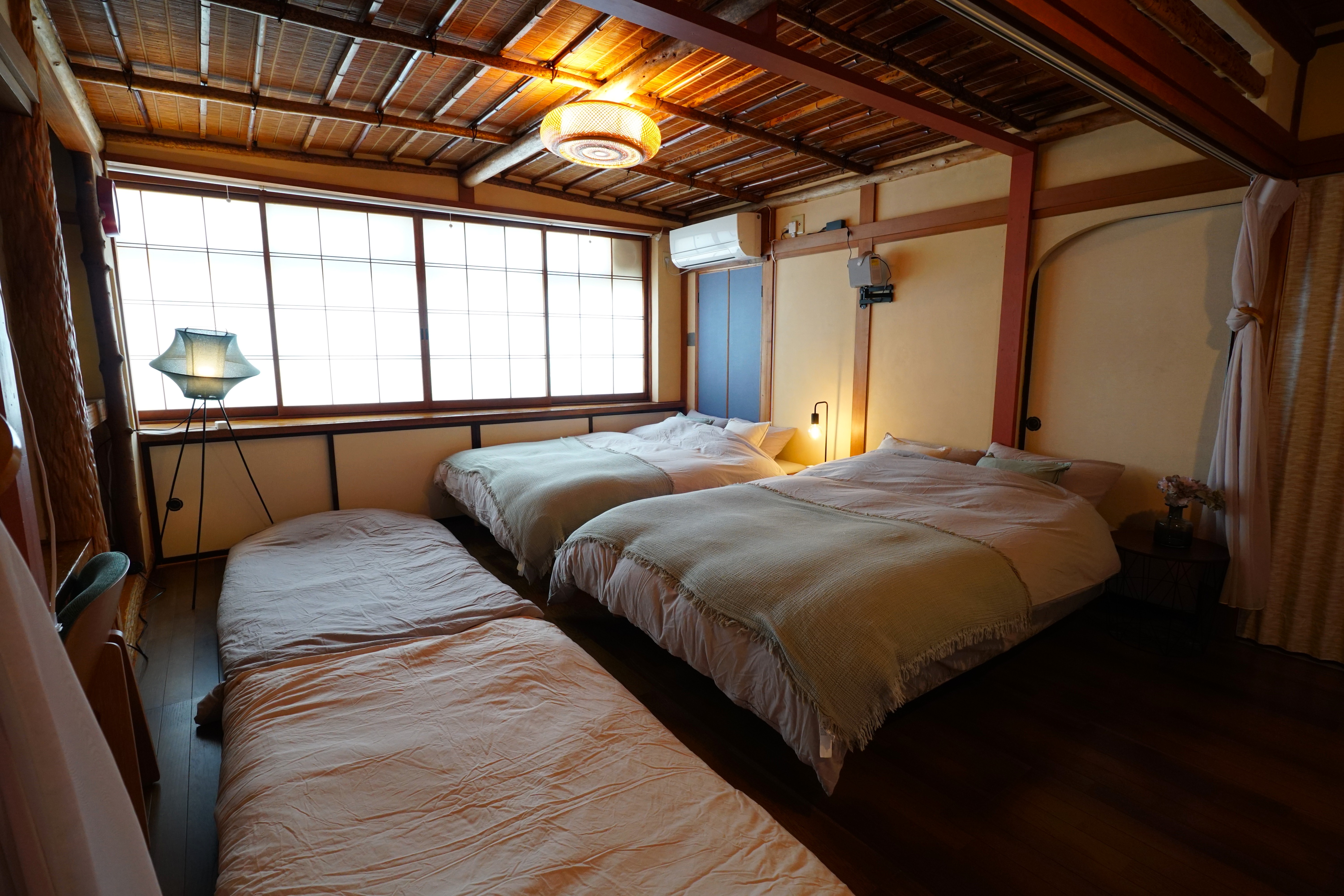 グループルーム　6名様滞在時