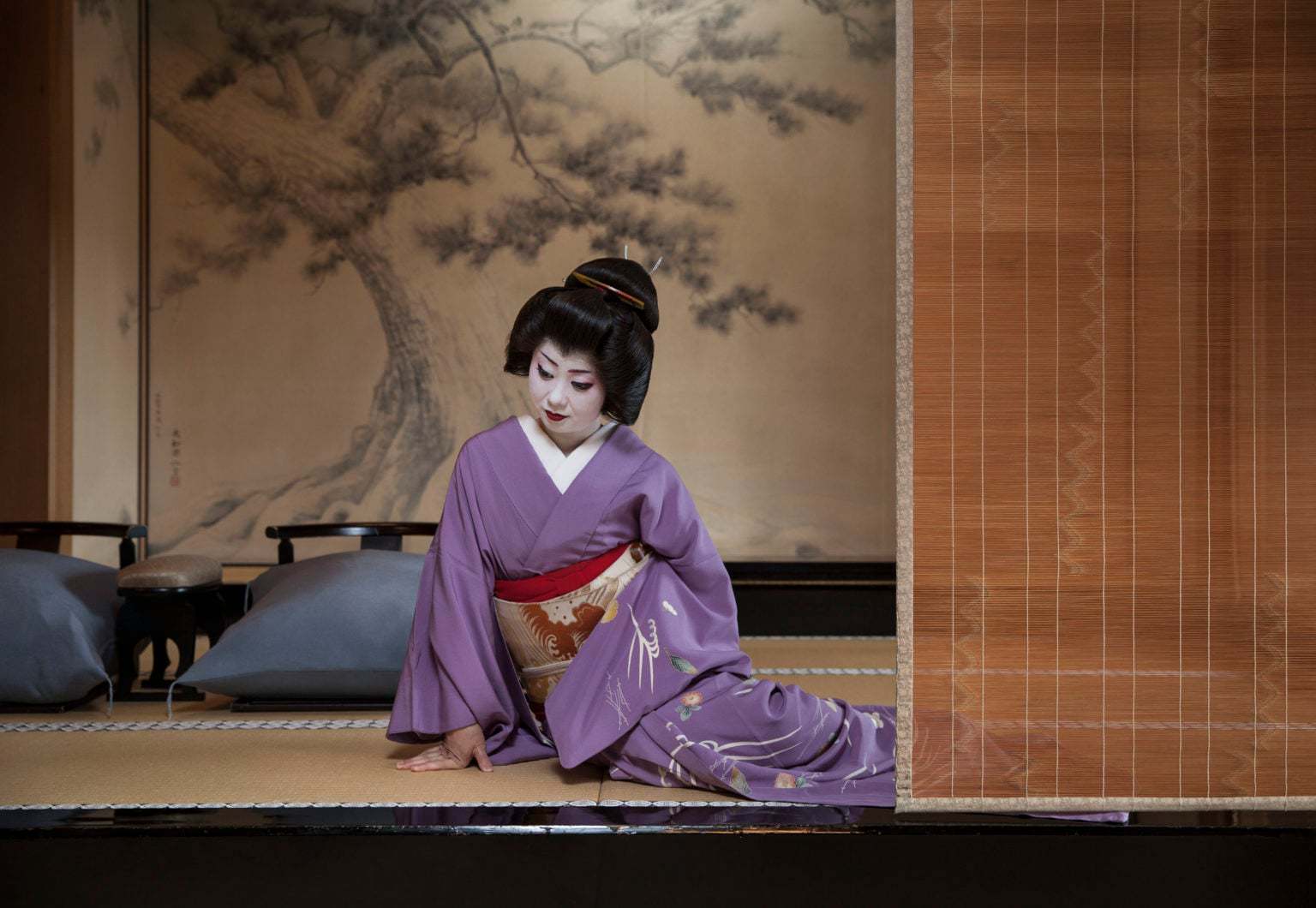 ◆お座敷◆ 朝夕２食付き２名〜５名様まで。ミシュランガイド 奈良４つ星★★★★旅館。1899年に創業