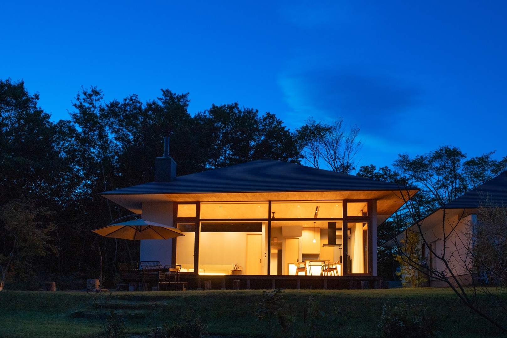 連泊で渋滞を避けてレイトチェックイン（1泊目：朝食のみ　2日目：夕朝食付）
