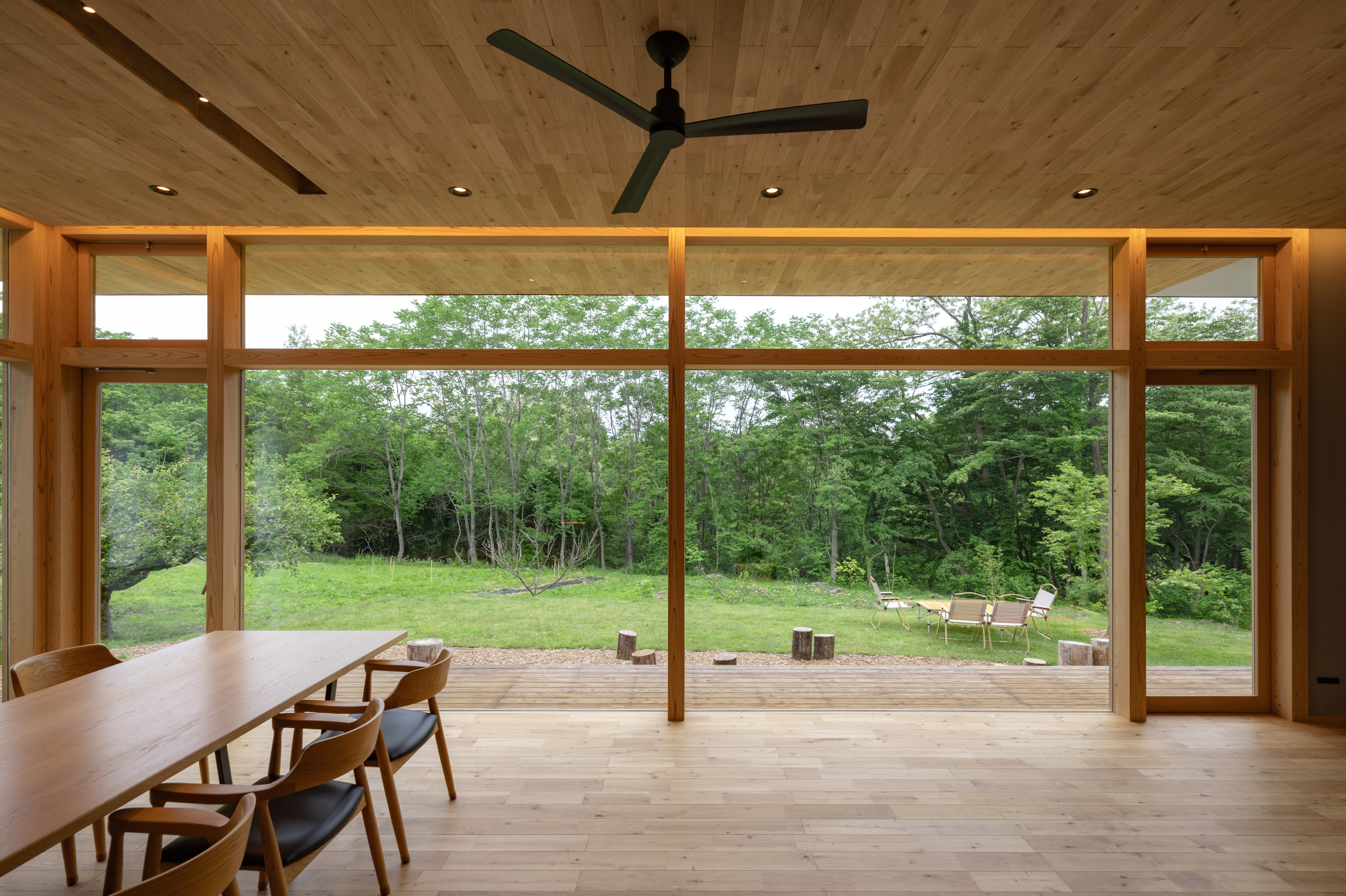 リビングダイニング