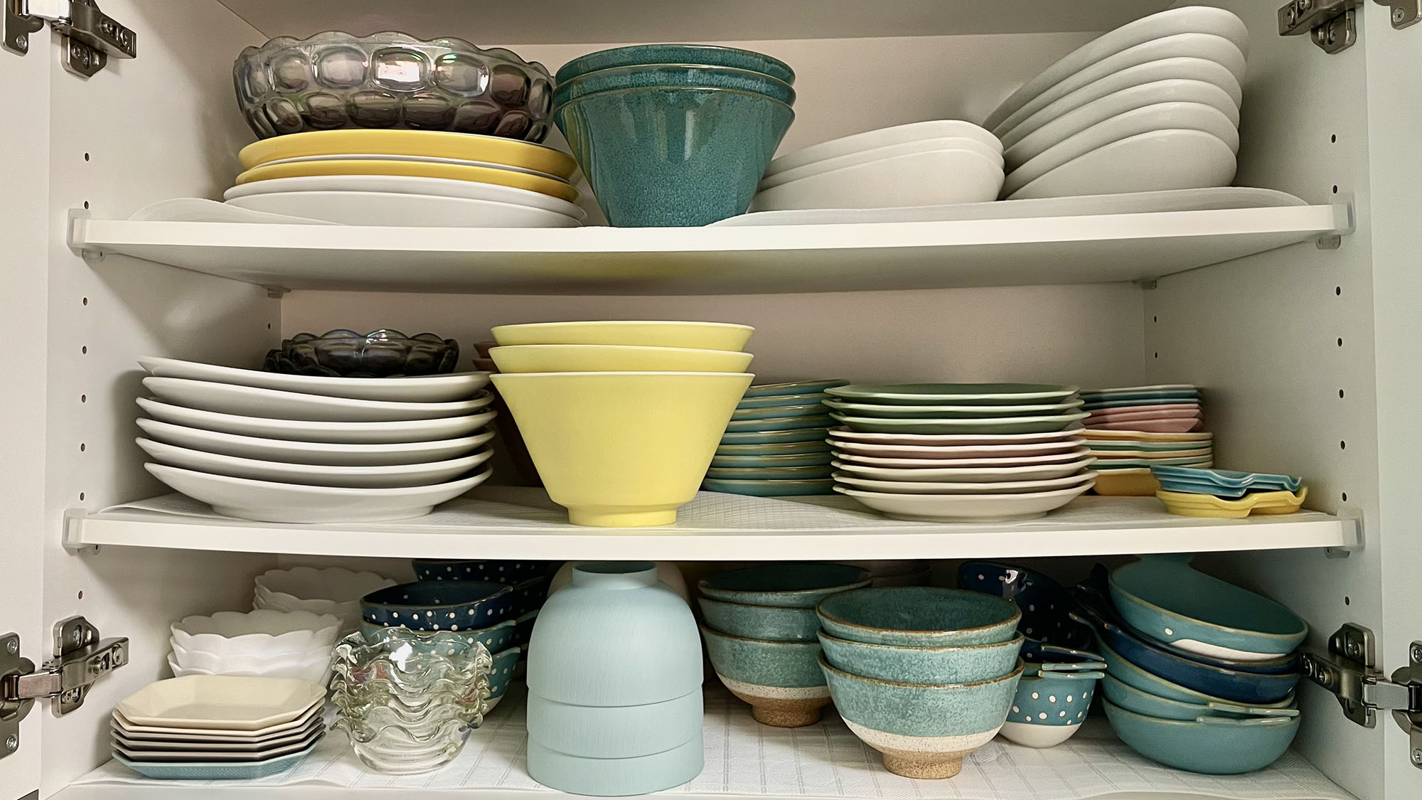 ・【テーブルウェア】丸皿や平皿など様々な食器がございます