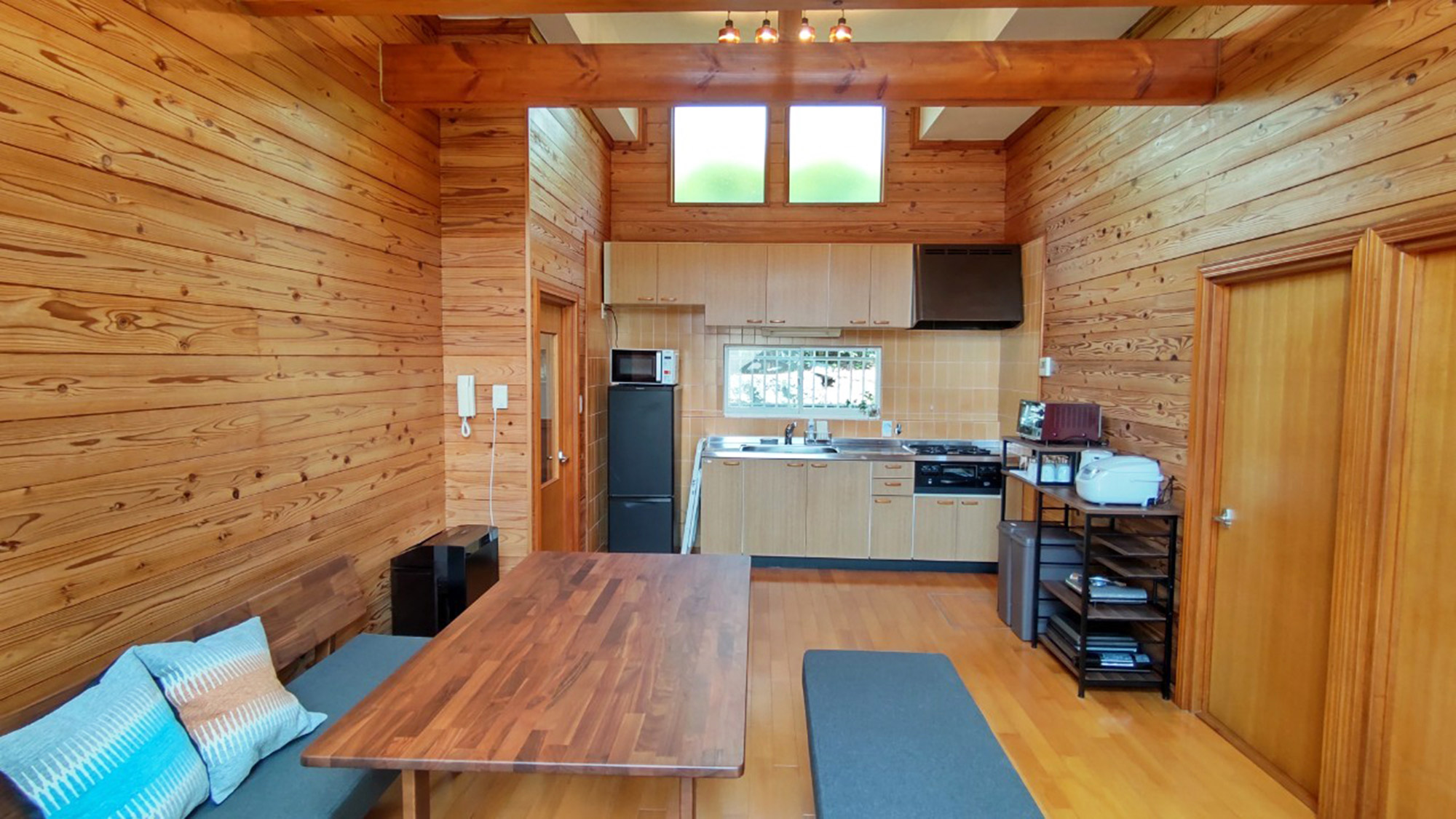 ・【リビング】木の温もりを感じる明るくて開放感のある空間です