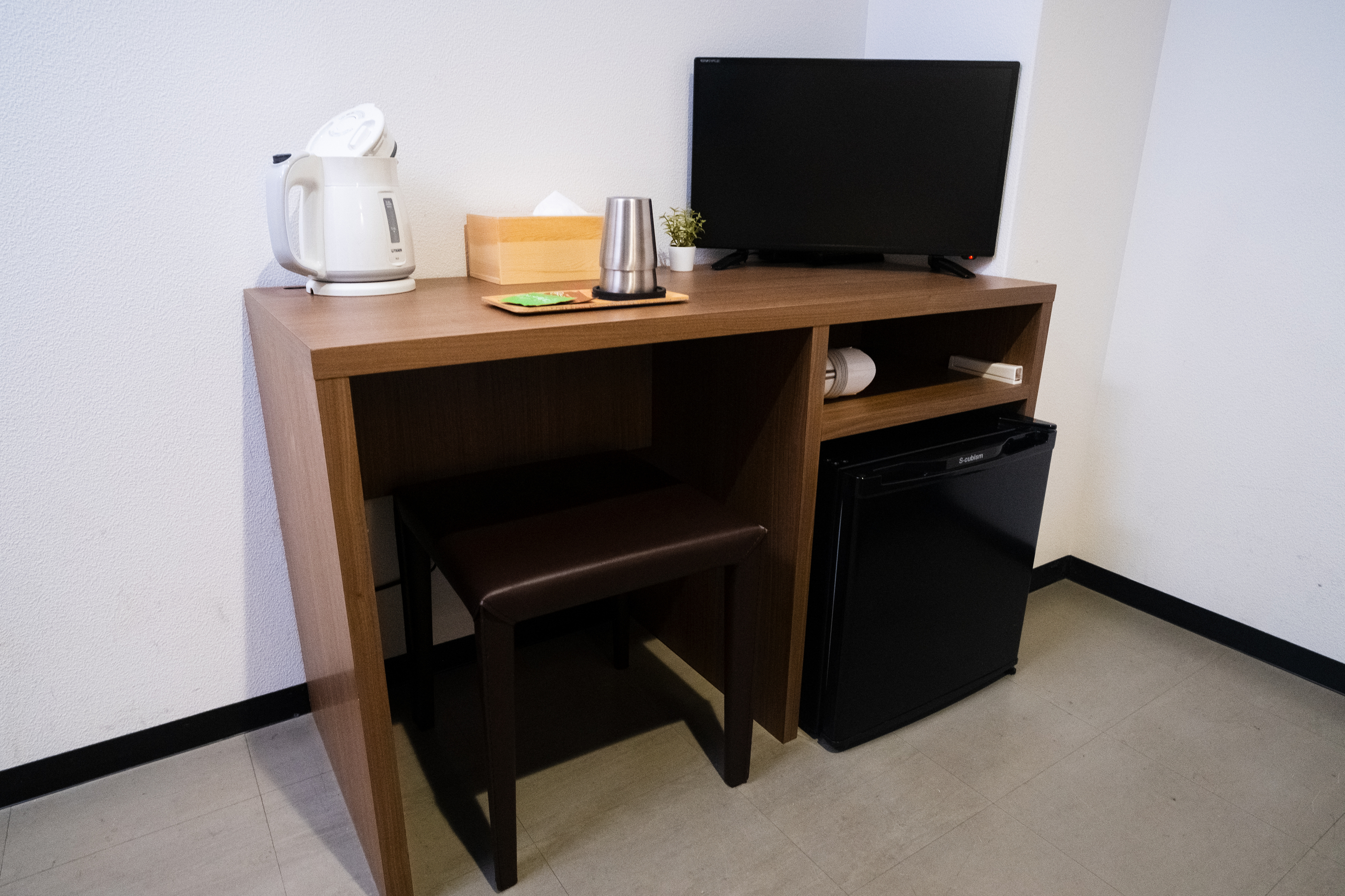 Essential 15T（禁煙）