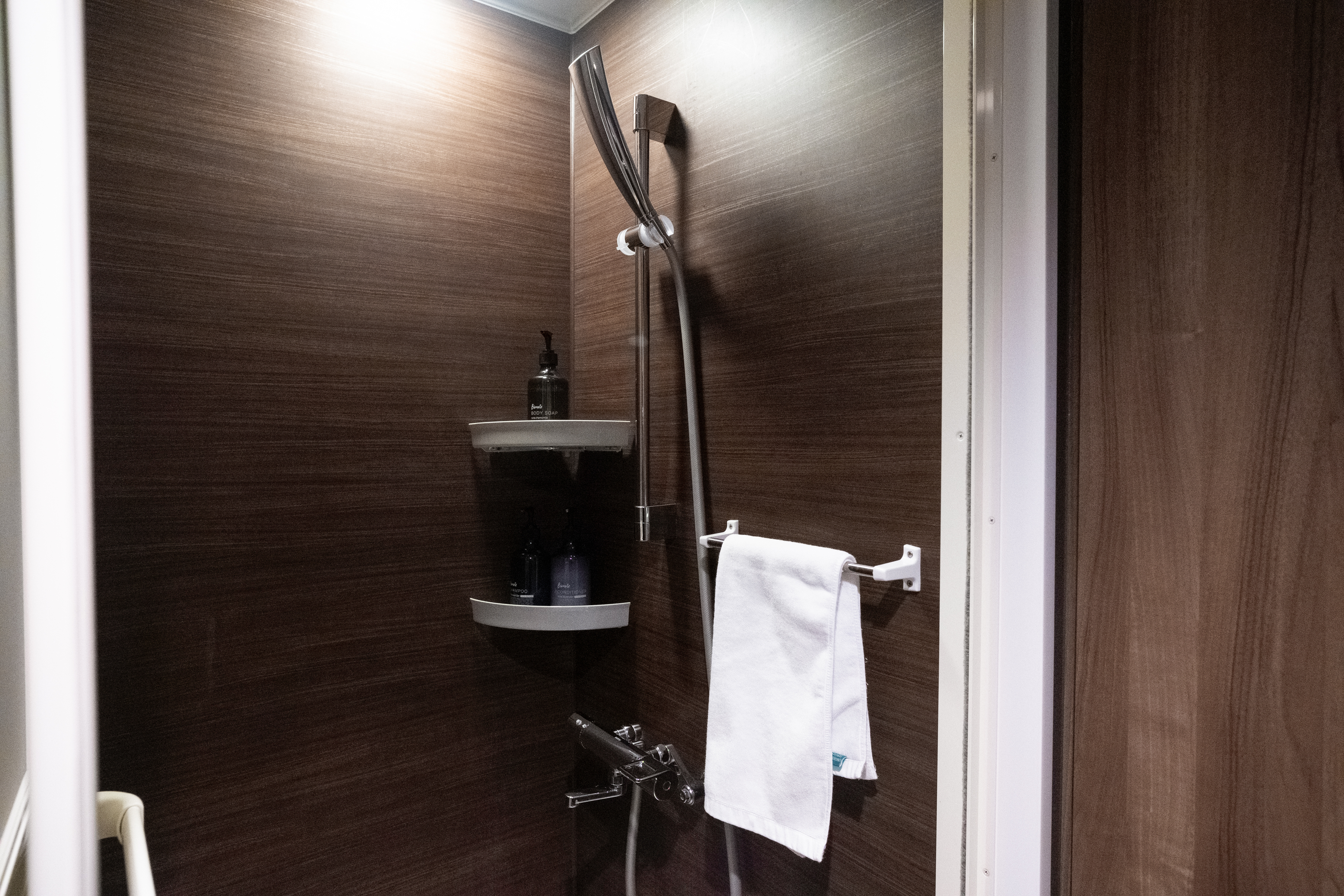 Essential 15T（禁煙）