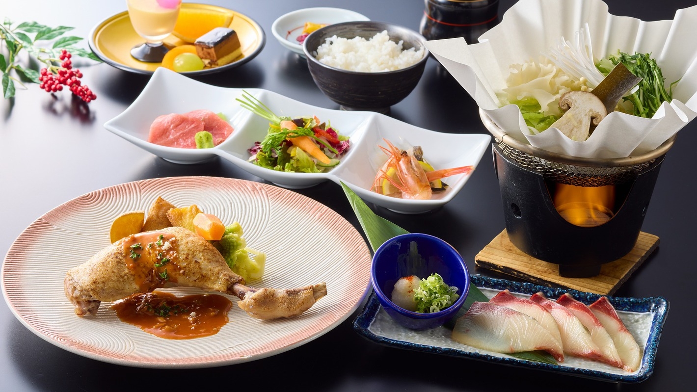 【夏休みセール】＜彩会席＞季節の献立を愉しむカジュアルコースがお得に（夕朝食付）