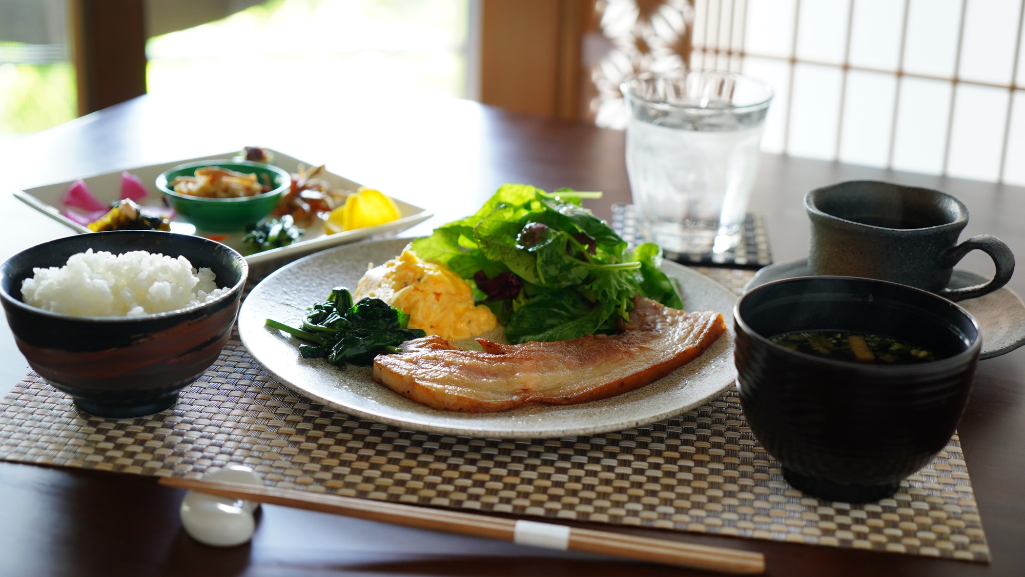 朝食一例