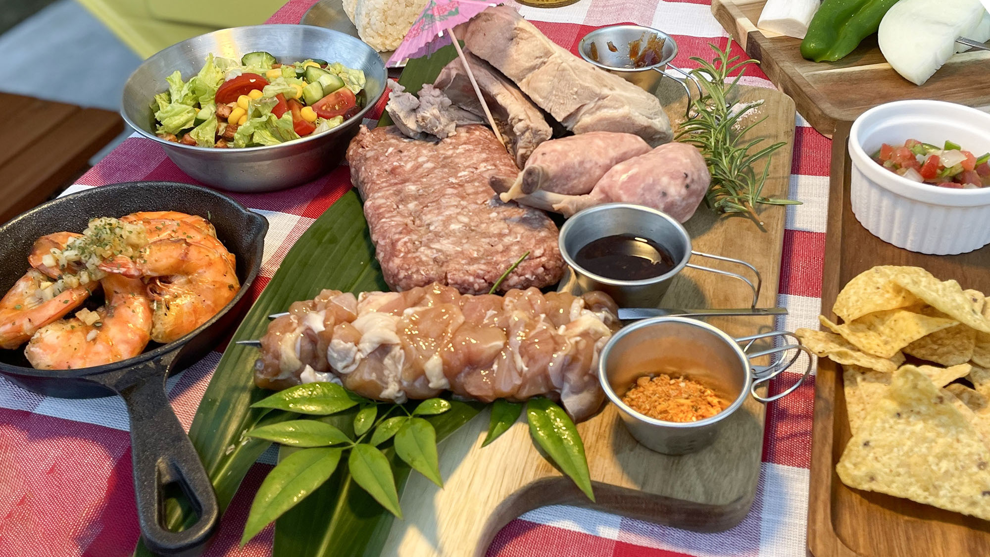 【BBQ・朝食】牛塊肉を豪快に喰らう！焚火を眺めながら過ごす夜。露天ジェットホットバスで快適に！