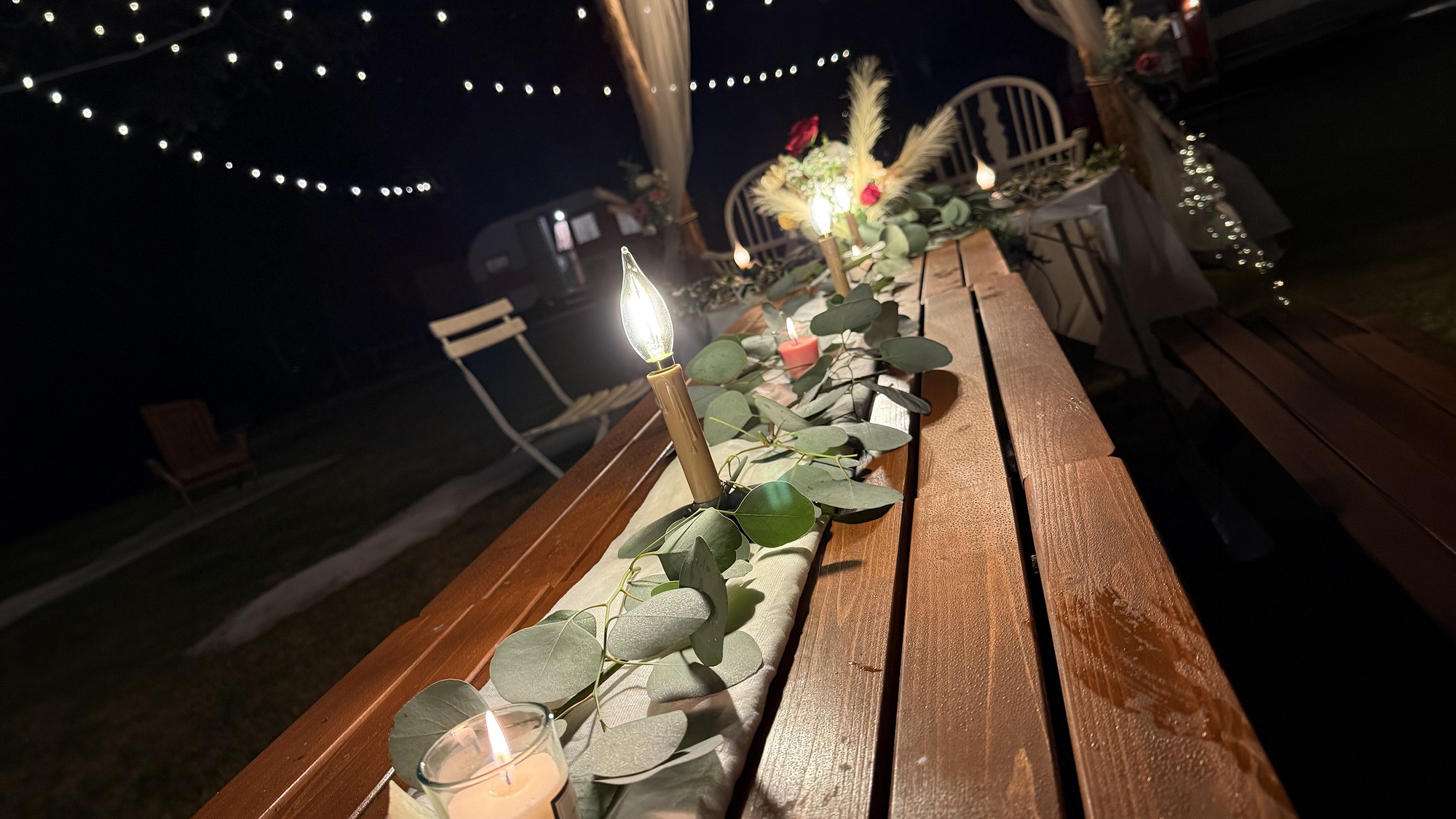 ・【ウェディング】形式ばらず、思い出に残る暖かな雰囲気のグランピングウェディング